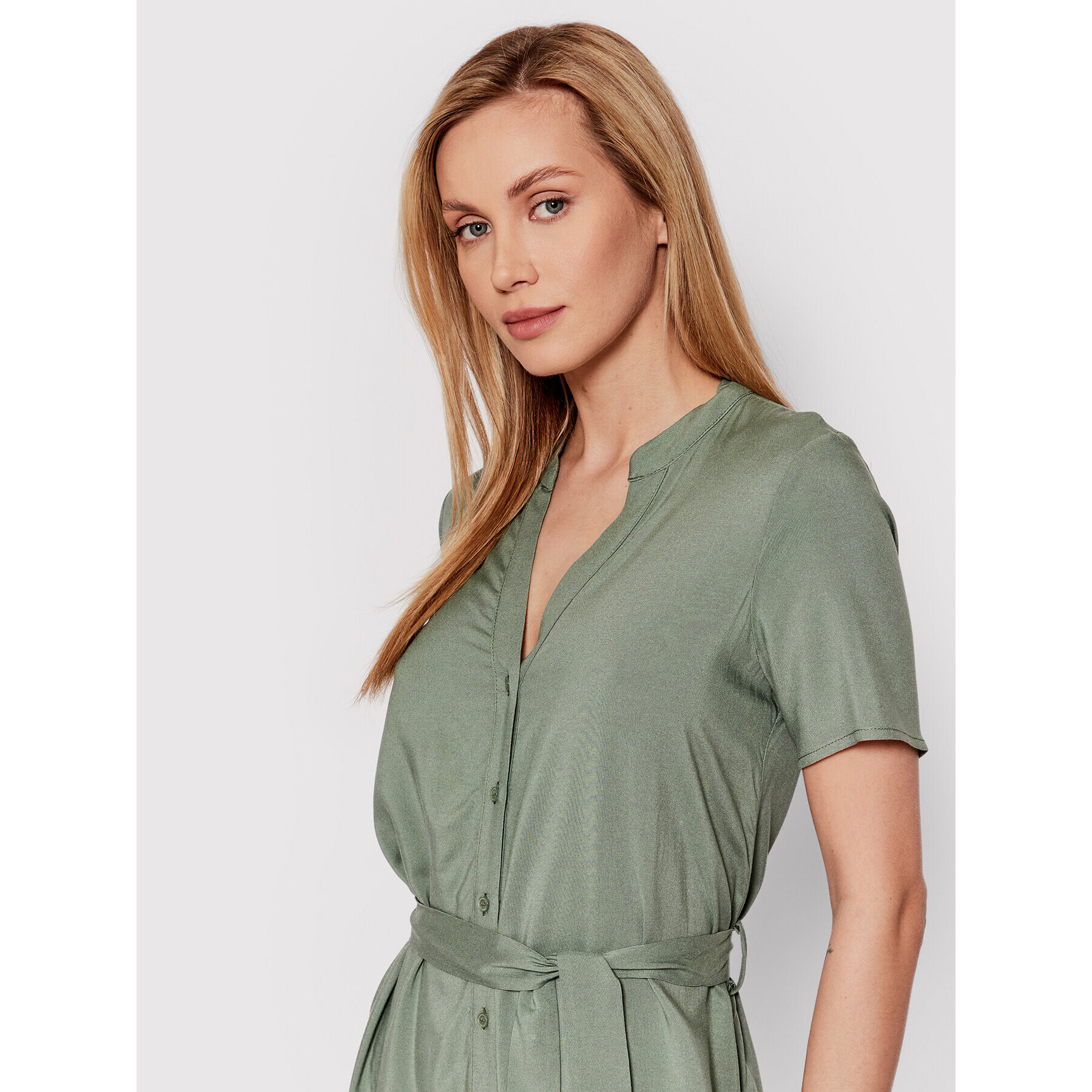 Vero Moda Рокля тип риза Vica 10258464 Зелен Regular Fit - Pepit.bg