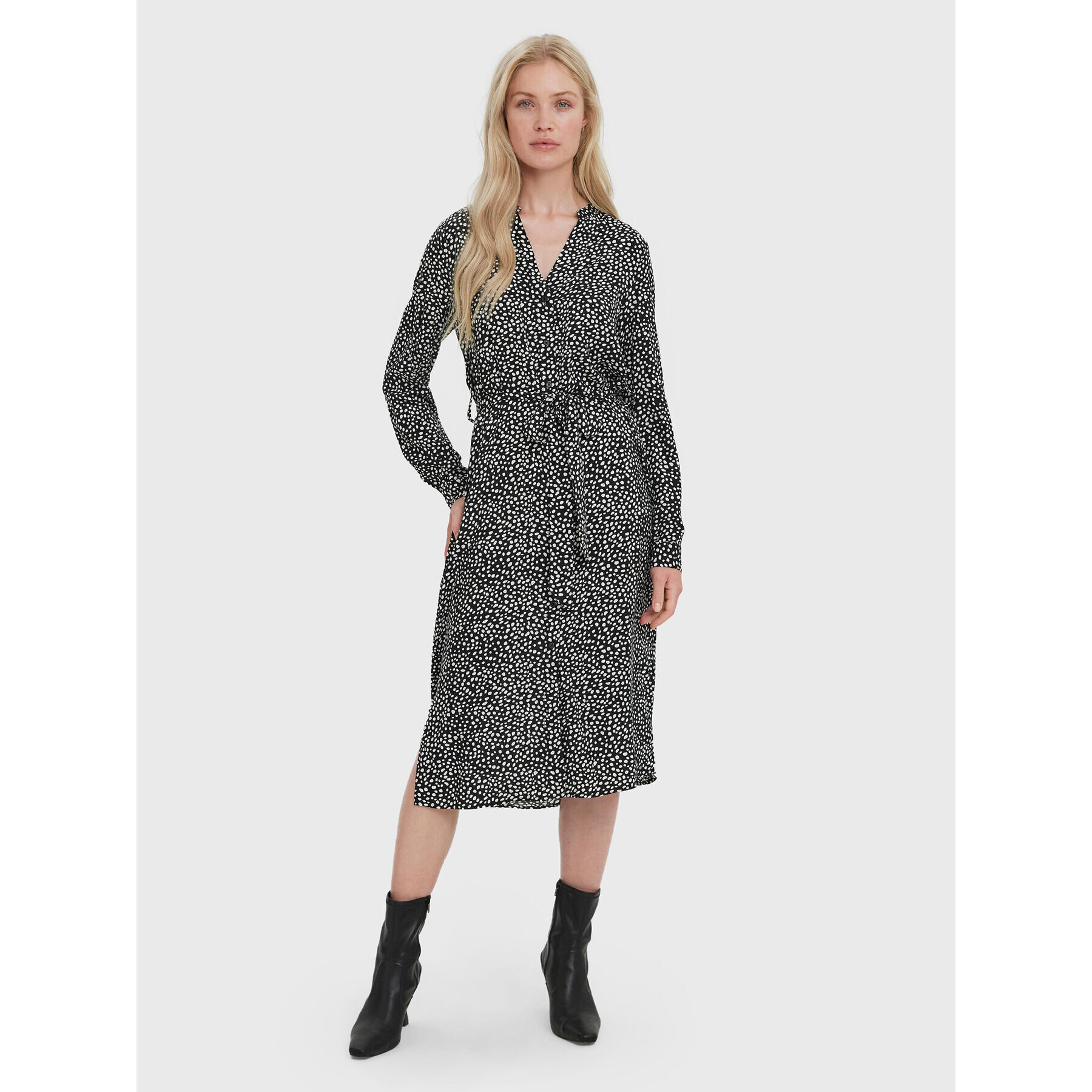 Vero Moda Рокля тип риза Vica 10269173 Черен Regular Fit - Pepit.bg