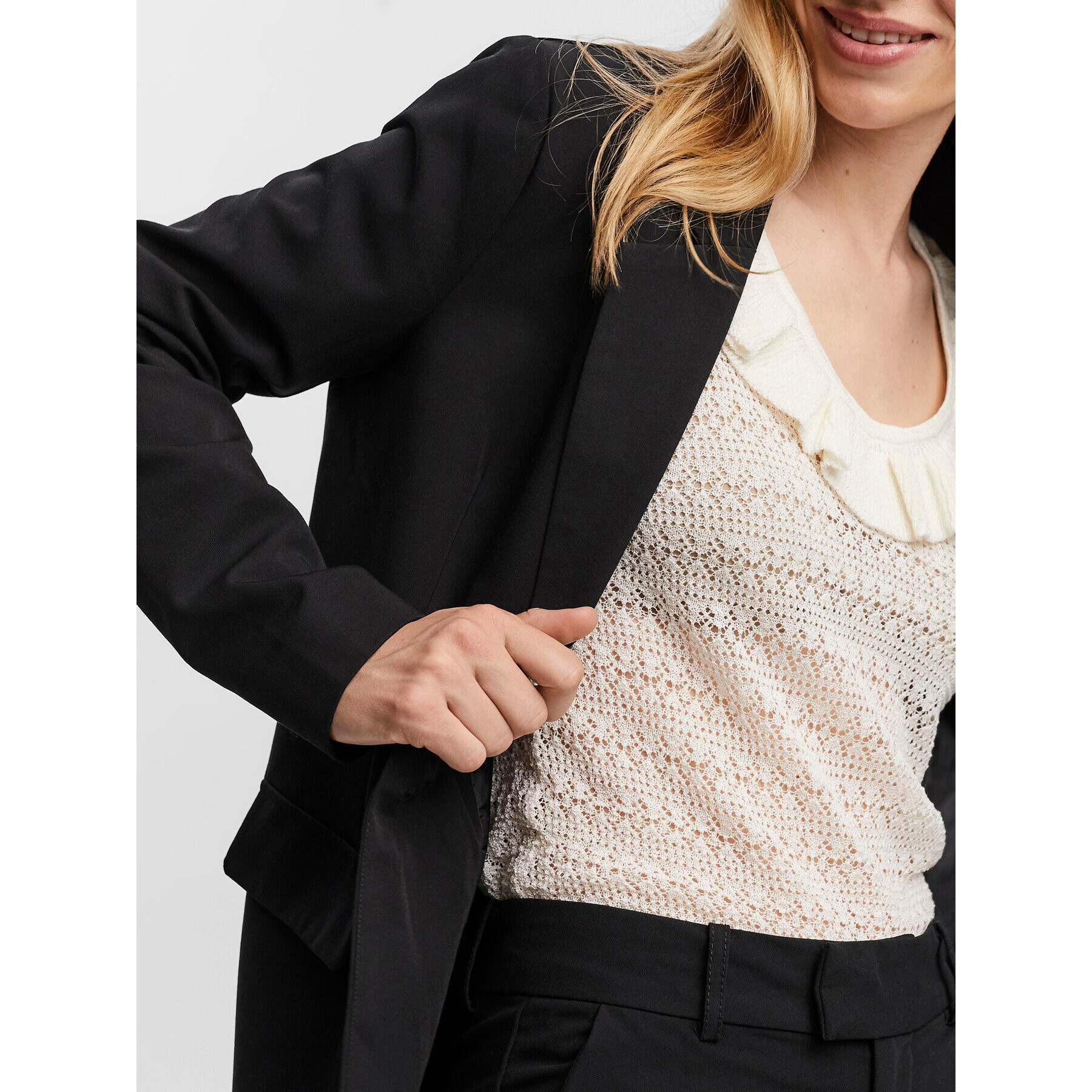 Vero Moda Сако Zelda 10259211 Черен Loose Fit - Pepit.bg