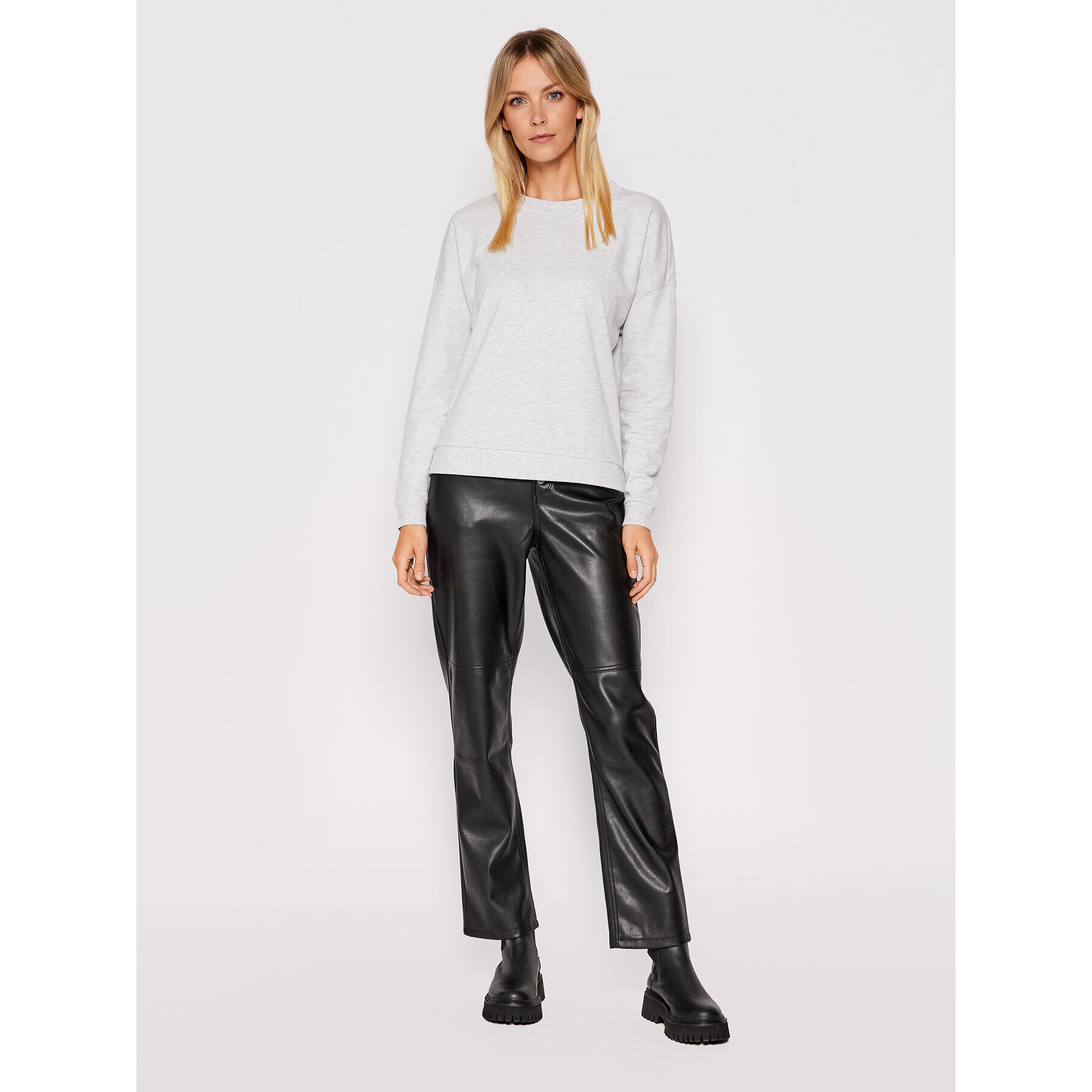 Vero Moda Суитшърт Octavia 10252960 Сив Regular Fit - Pepit.bg