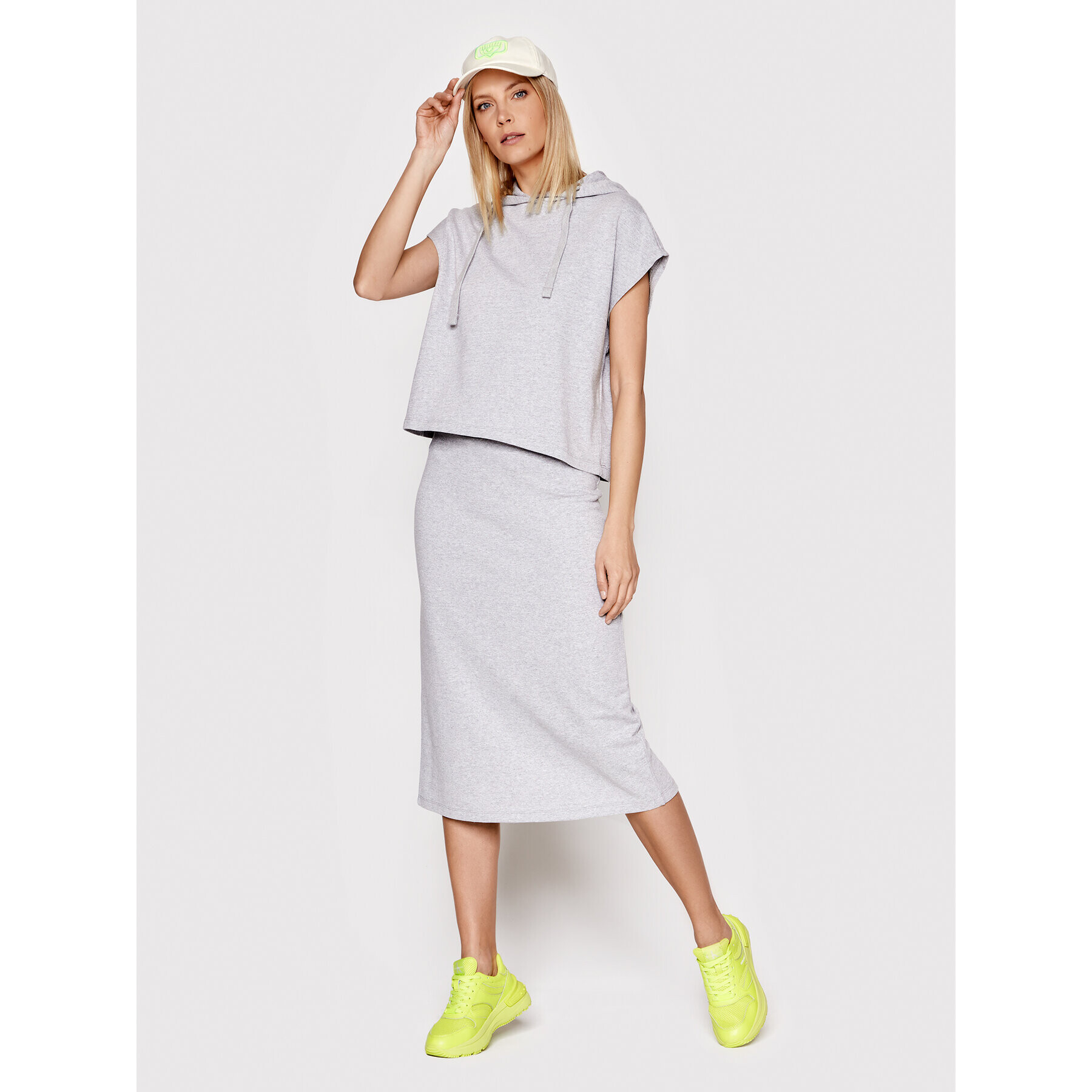 Vero Moda Суитшърт Renew 10264007 Сив Regular Fit - Pepit.bg