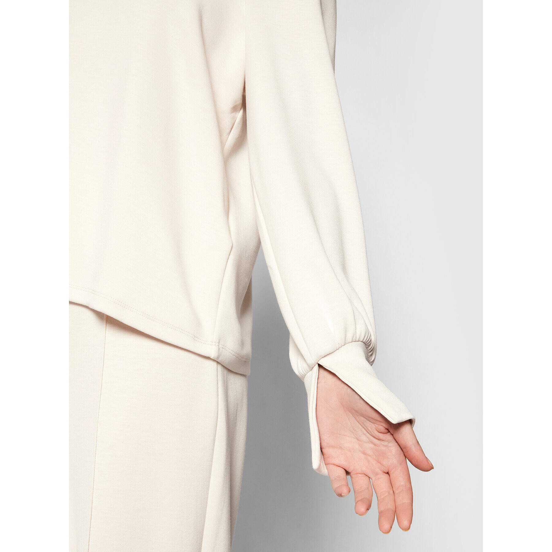 Vero Moda Суитшърт Silky 10257425 Бежов Regular Fit - Pepit.bg