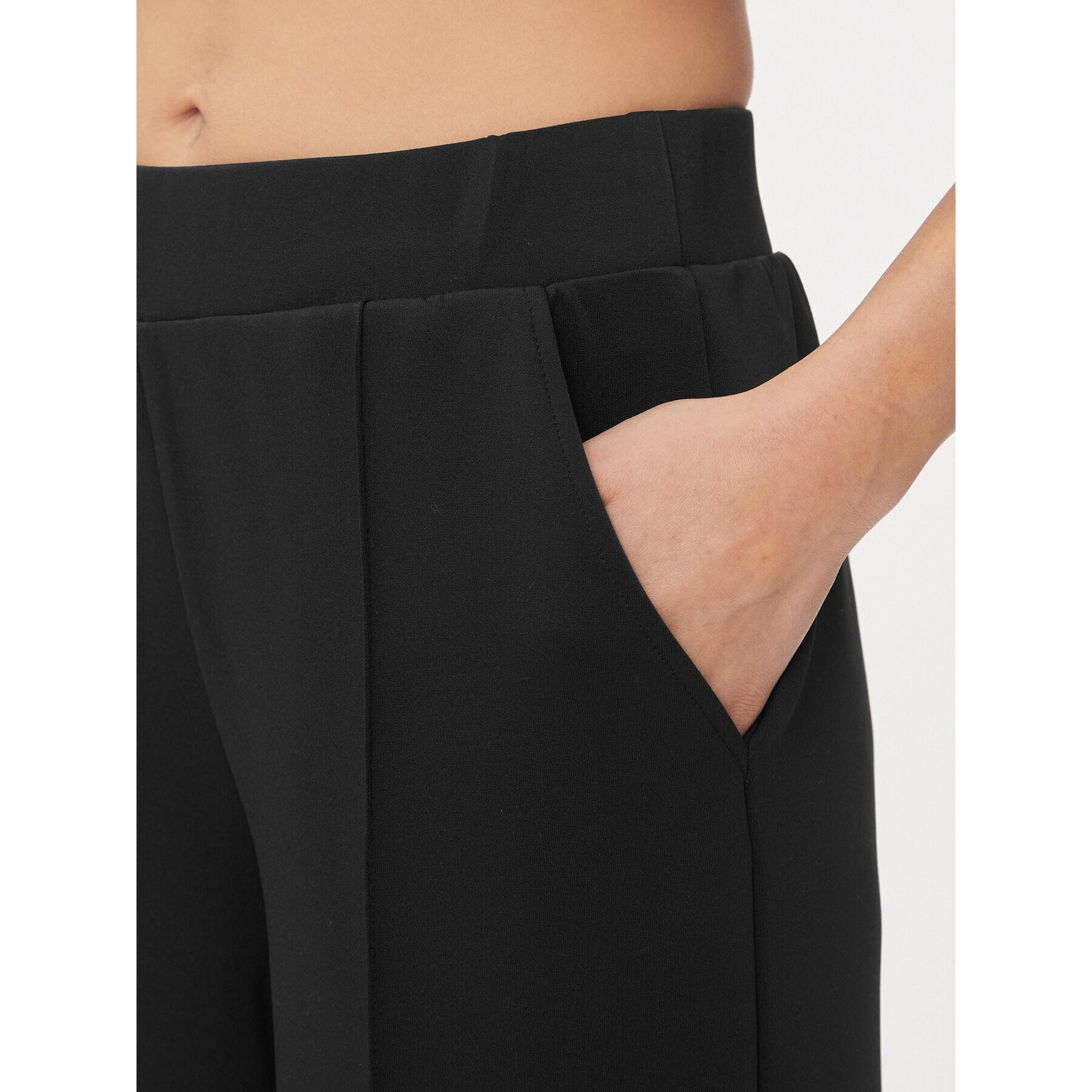 Vero Moda Текстилни панталони 10296830 Черен Relaxed Fit - Pepit.bg