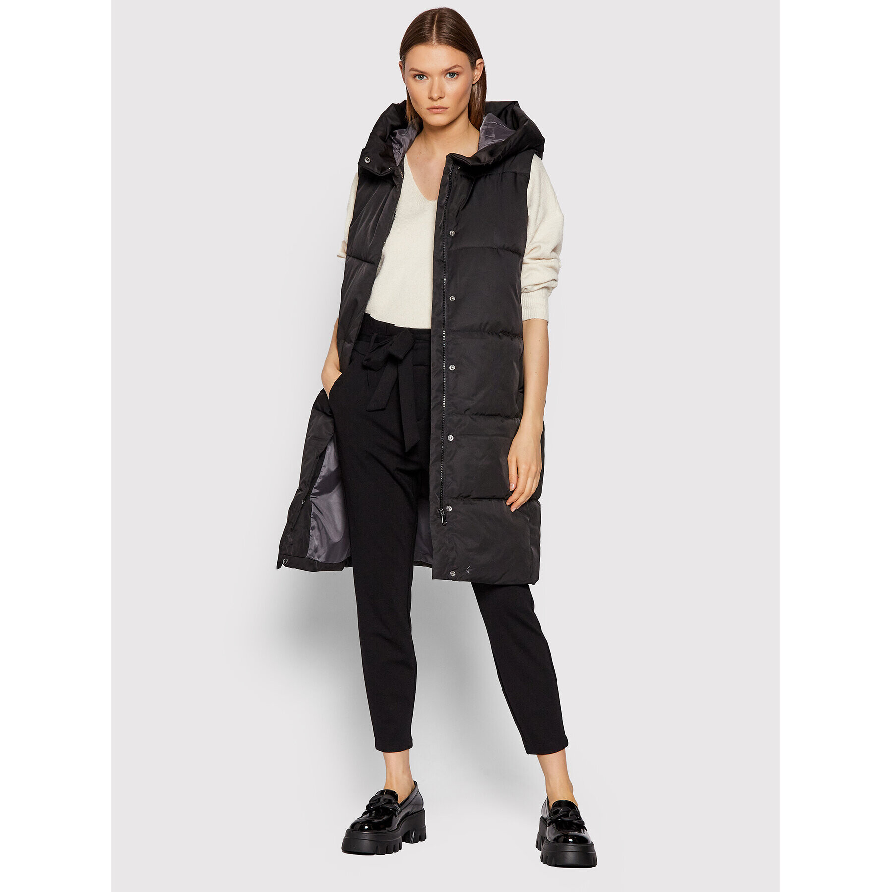 Vero Moda Текстилни панталони Eva 10205932 Черен Relaxed Fit - Pepit.bg