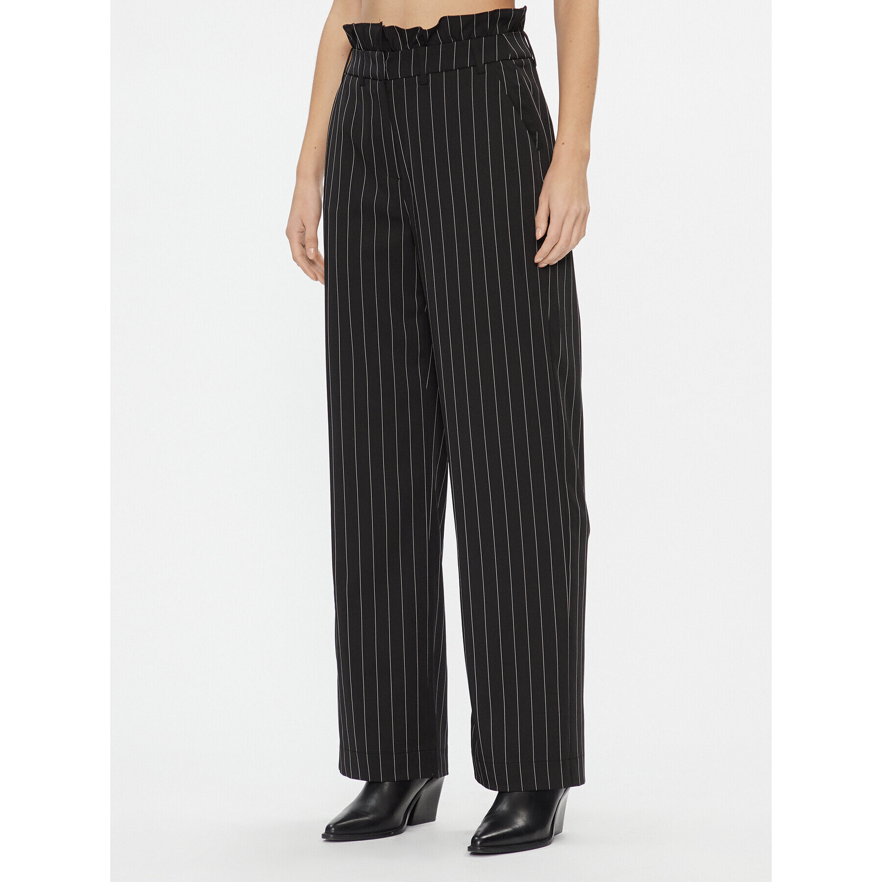 Vero Moda Текстилни панталони Wednesday 10301348 Черен Regular Fit - Pepit.bg