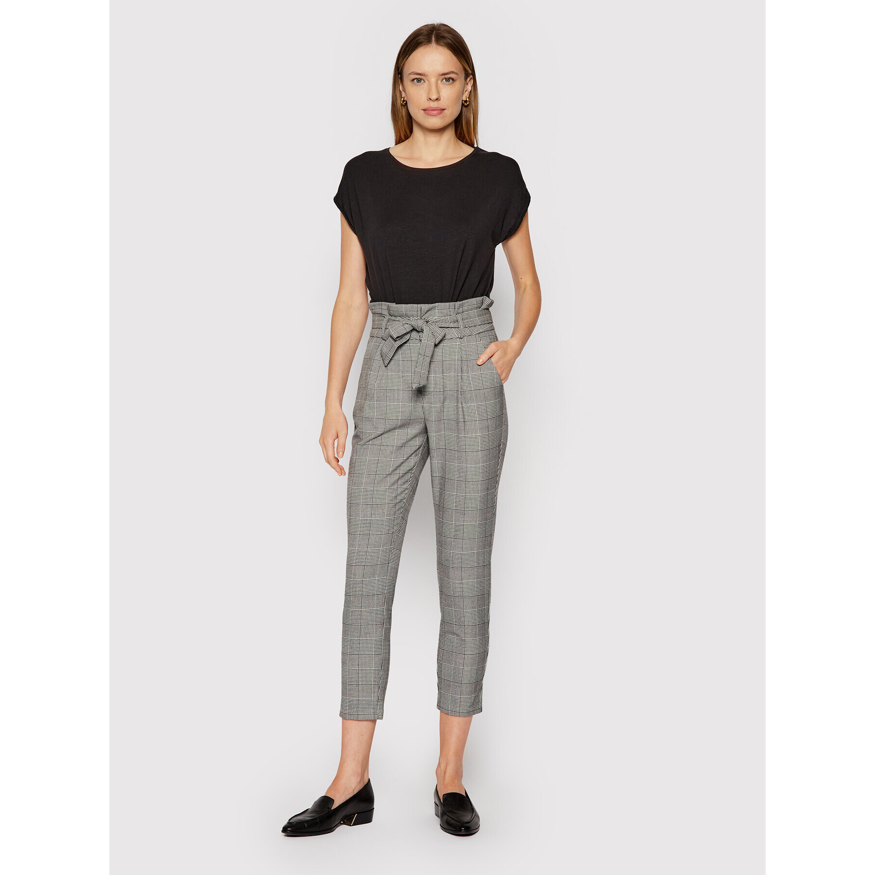 Vero Moda Тишърт Ava 10187159 Черен Relaxed Fit - Pepit.bg