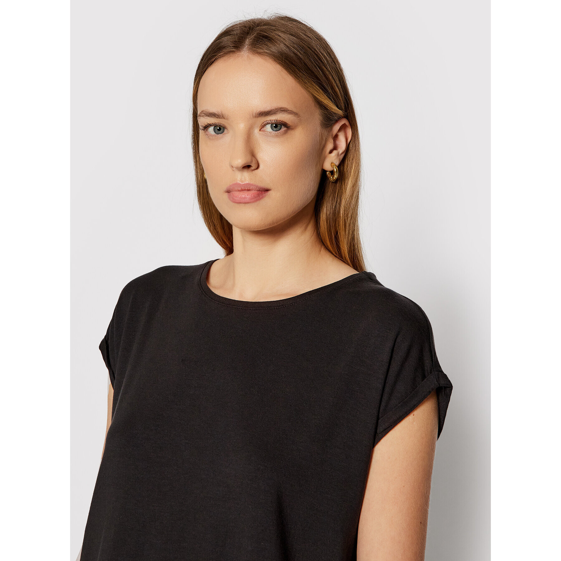 Vero Moda Тишърт Ava 10187159 Черен Relaxed Fit - Pepit.bg