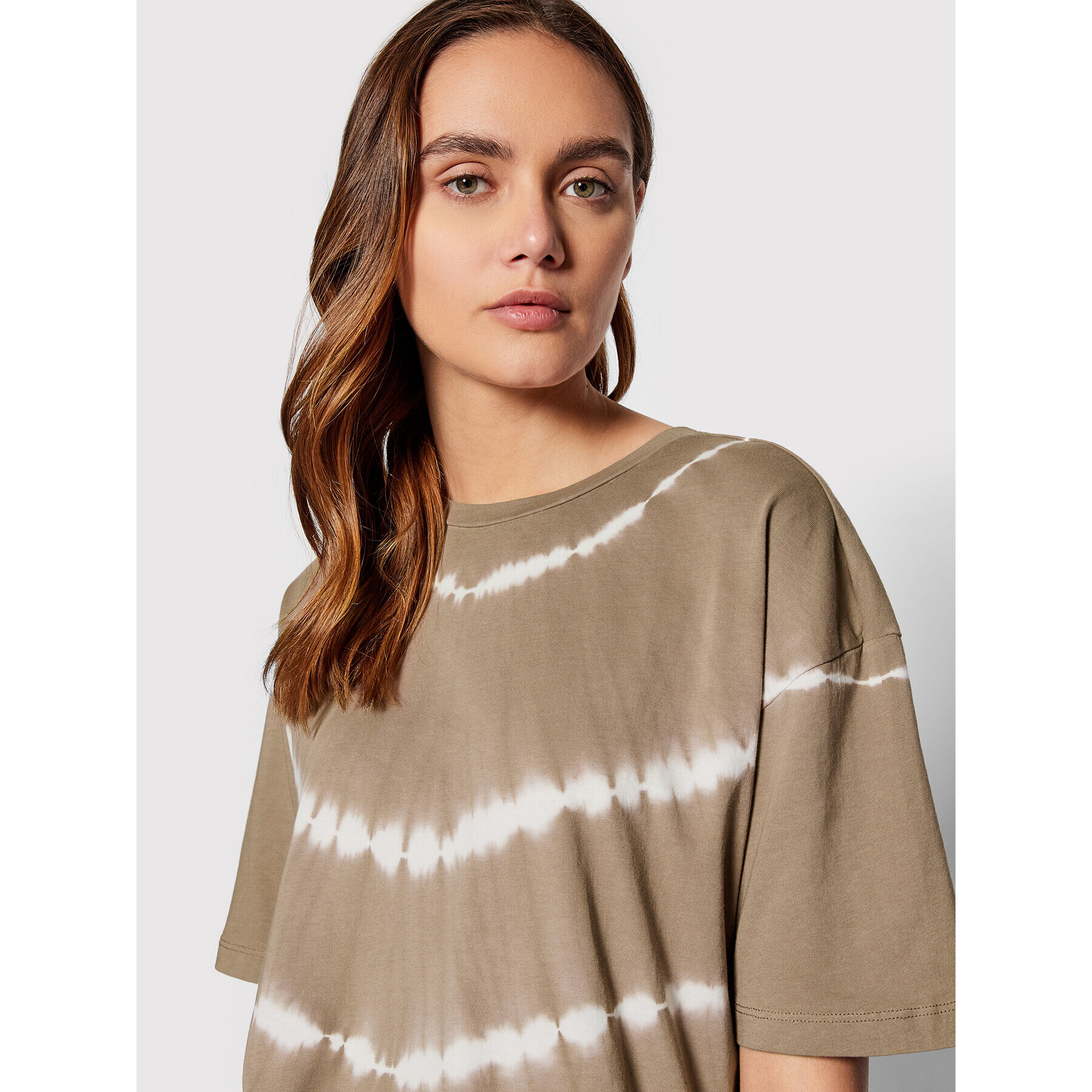 Vero Moda Тишърт Eara 10259827 Кафяв Oversize - Pepit.bg