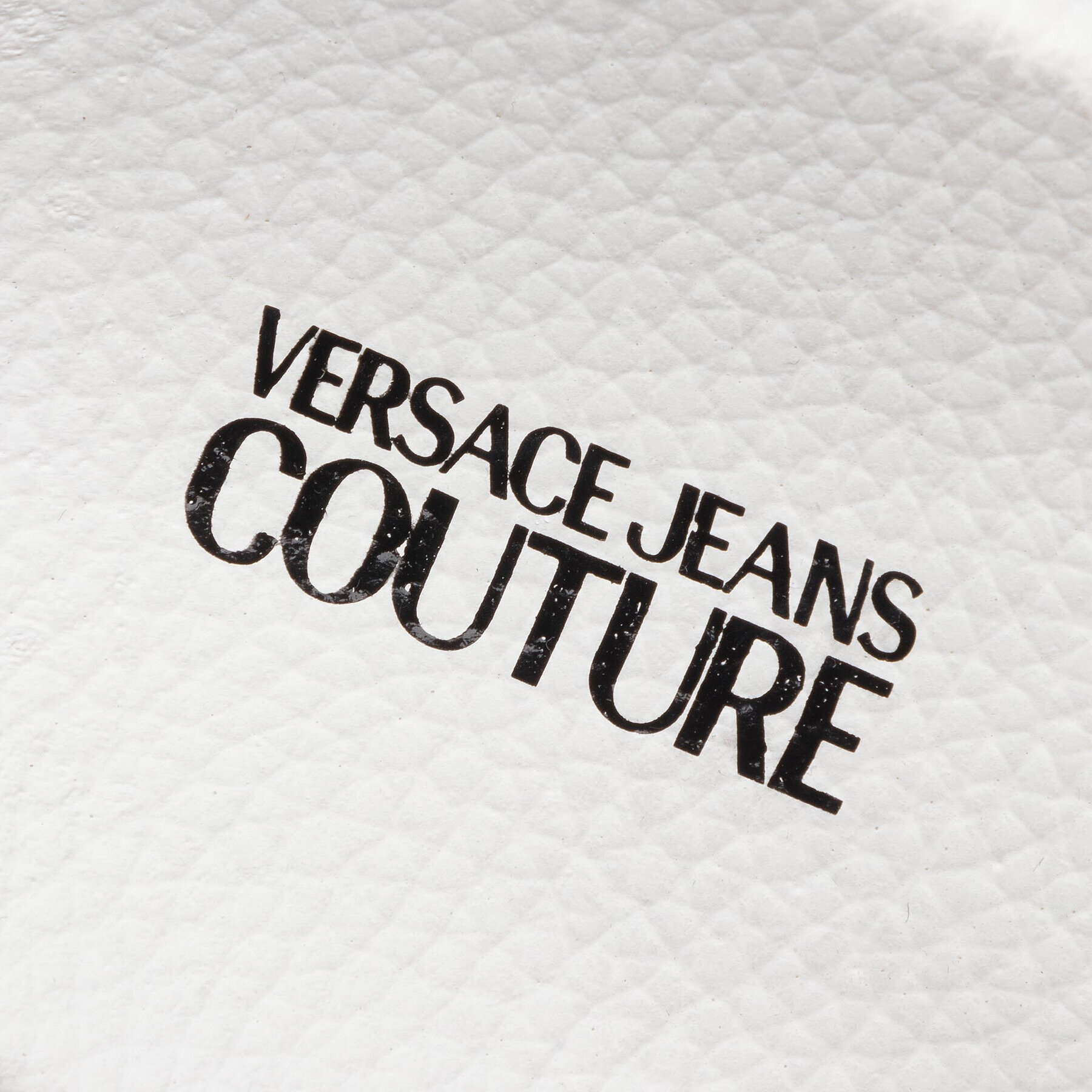 Versace Jeans Couture Чехли E0VVBSQ1 Бял - Pepit.bg