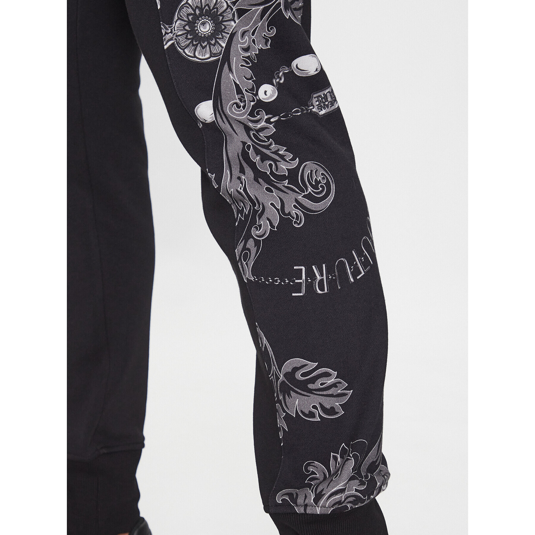 Versace Jeans Couture Долнище анцуг 75GAA3C0 Черен Regular Fit - Pepit.bg