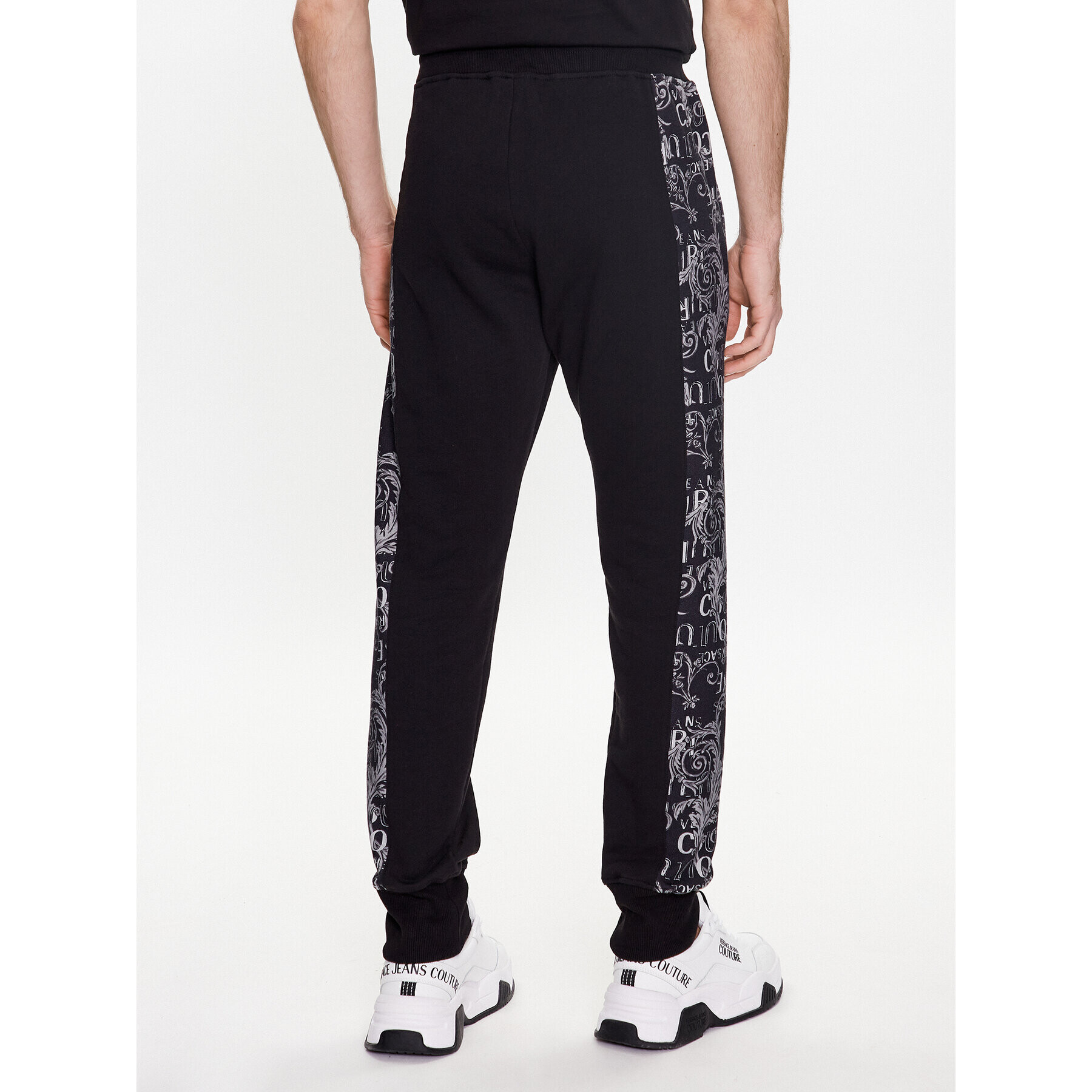 Versace Jeans Couture Долнище анцуг Logo Baroque 74GAA3C0 Черен Regular Fit - Pepit.bg