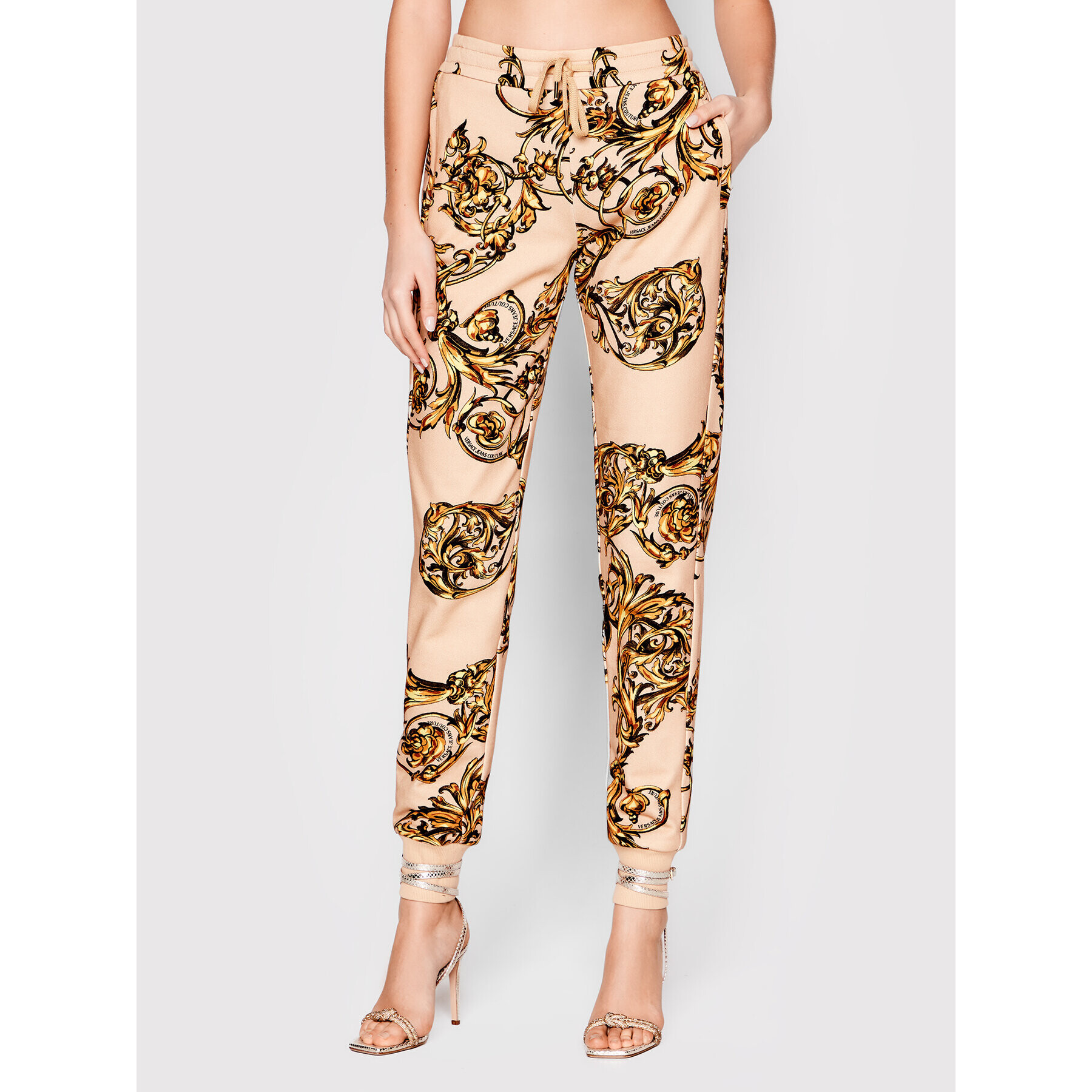 Versace Jeans Couture Долнище анцуг Regalia 72HAA310 Бежов Regular Fit - Pepit.bg