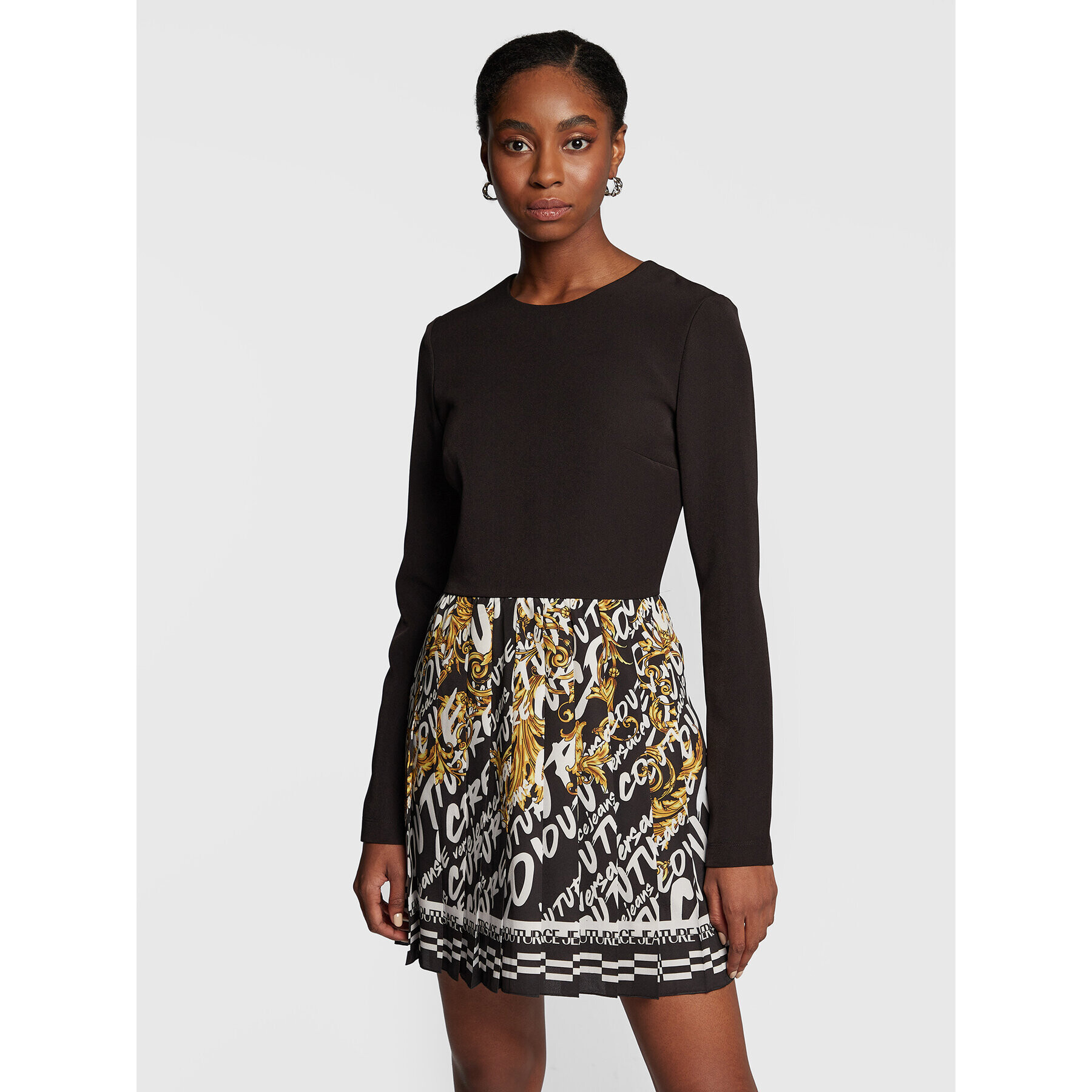 Versace Jeans Couture Ежедневна рокля 73HAO923 Черен Regular Fit - Pepit.bg