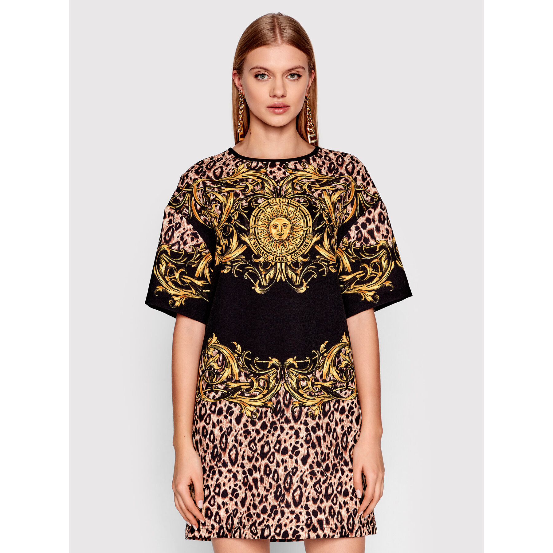 Versace Jeans Couture Ежедневна рокля 72HAO932 Черен Regular Fit - Pepit.bg