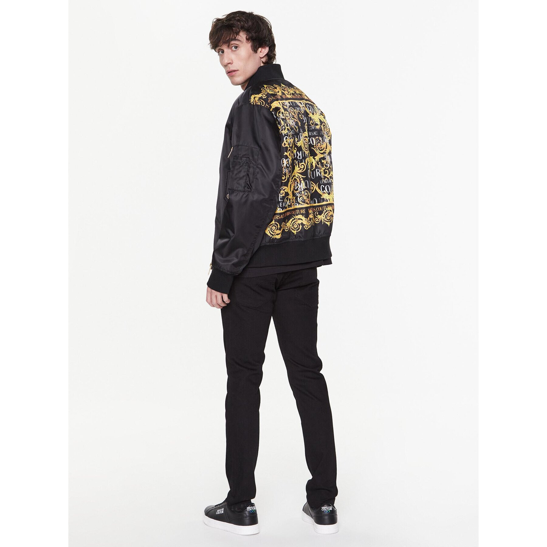 Versace Jeans Couture Яке бомбър 74GASD07 Черен Regular Fit - Pepit.bg