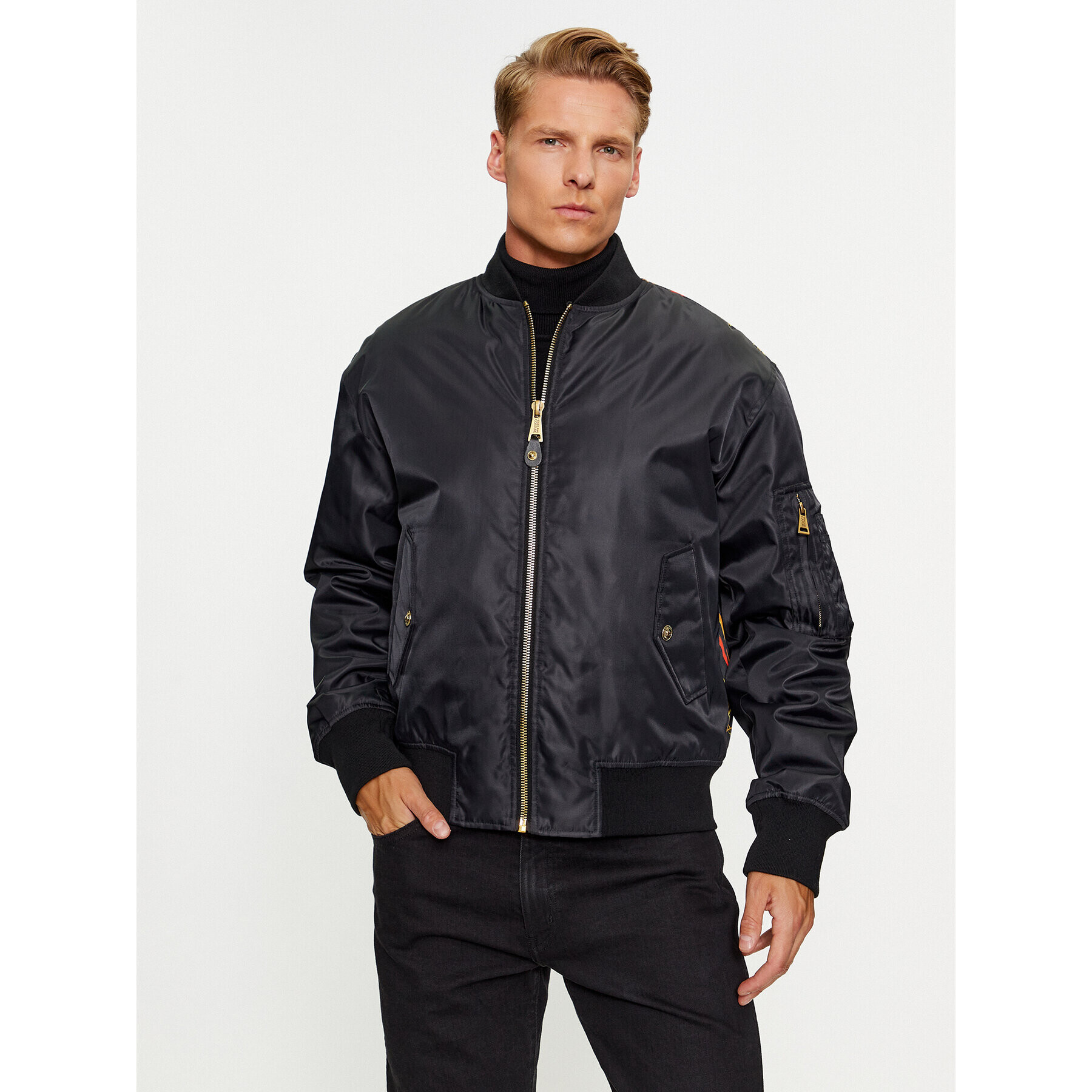 Versace Jeans Couture Яке бомбър 75GASD07 Черен Regular Fit - Pepit.bg