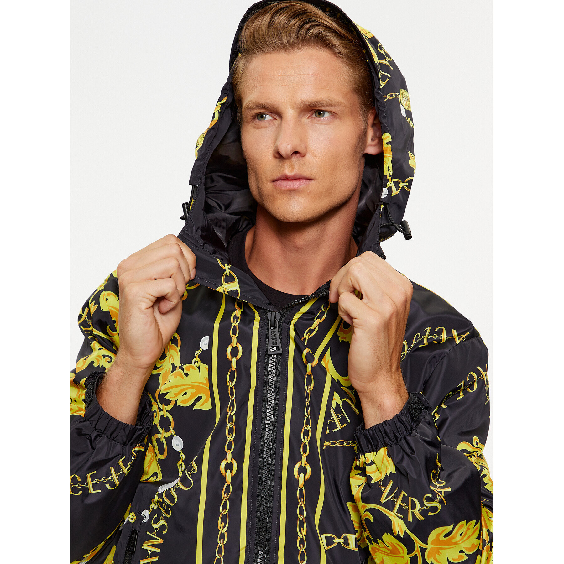 Versace Jeans Couture Преходно яке 75GASD05 Черен Regular Fit - Pepit.bg