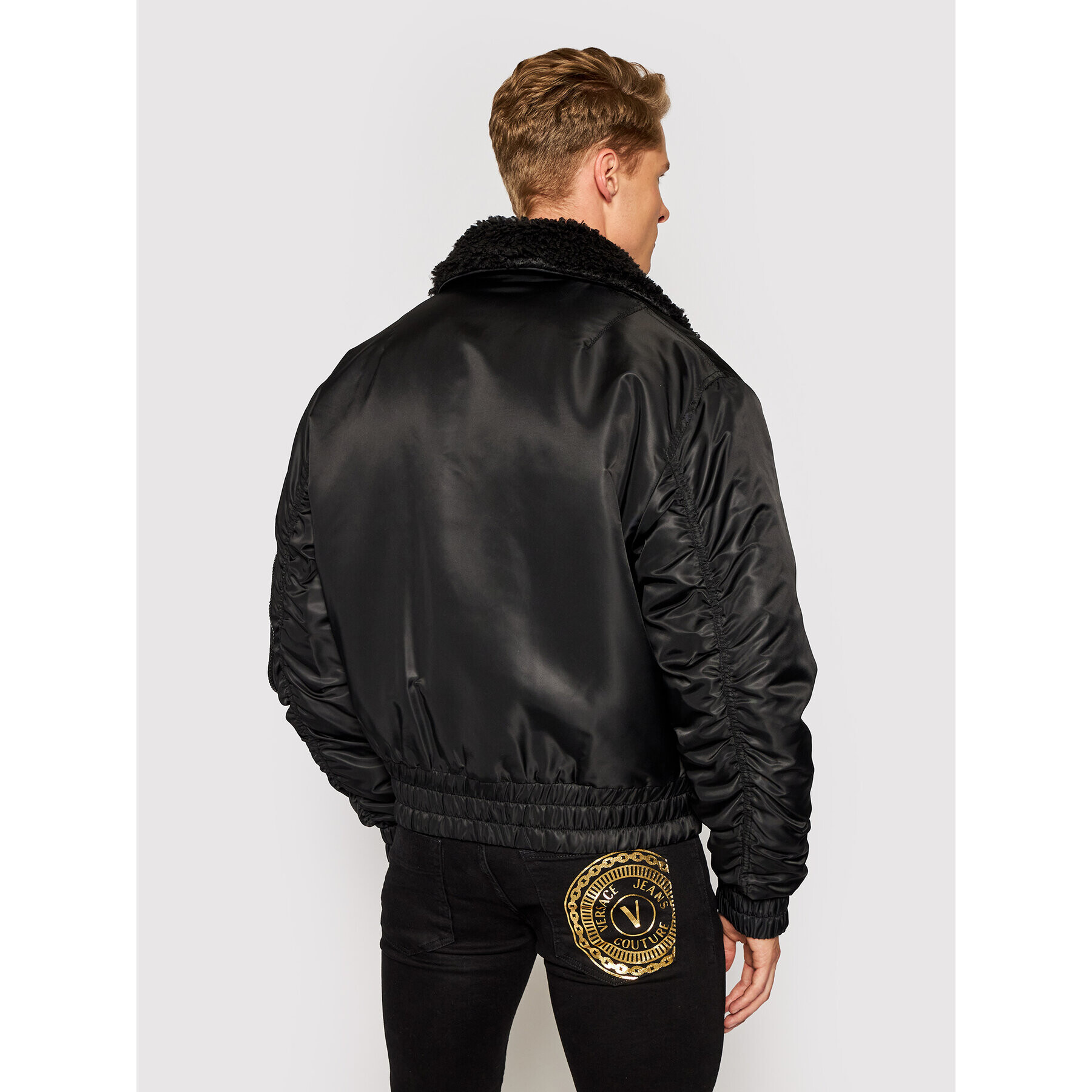 Versace Jeans Couture Зимно яке Contrast 71GAS409 Черен Regular Fit - Pepit.bg