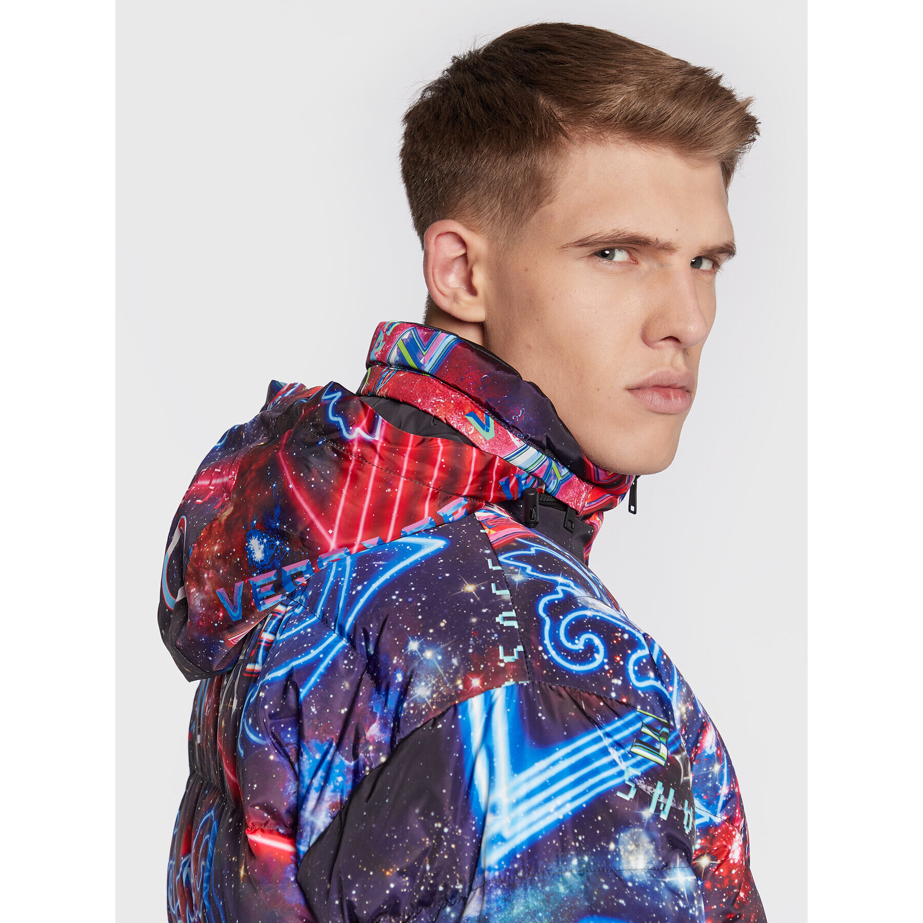 Versace Jeans Couture Пухено яке 73GAU4D2 Цветен Regular Fit - Pepit.bg