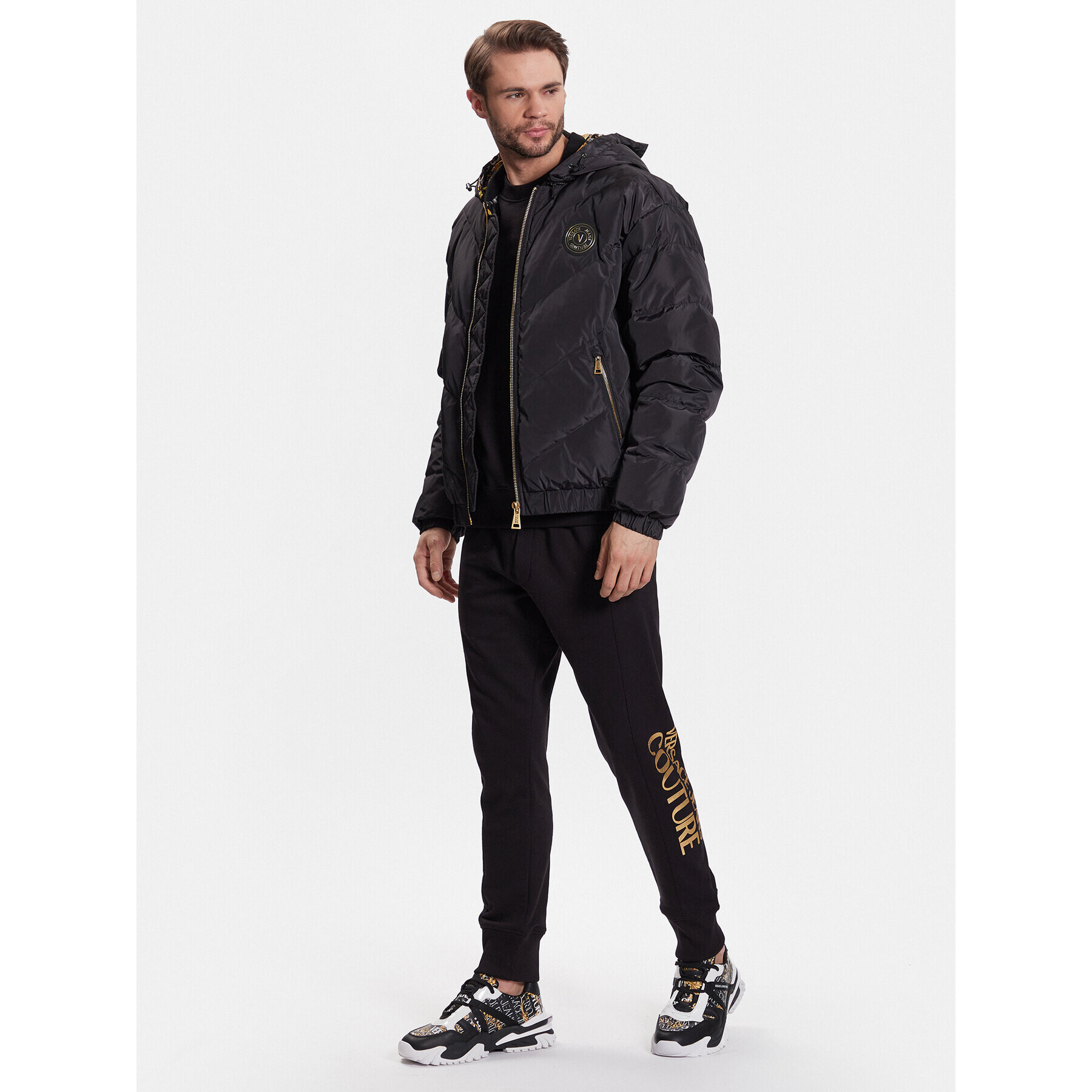 Versace Jeans Couture Пухено яке 74GAUD17 Черен Regular Fit - Pepit.bg