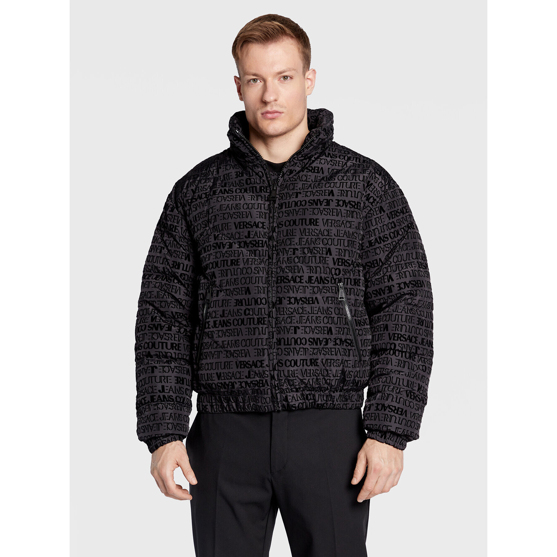 Versace Jeans Couture Пухено яке Logo Flock 73GAU4D3 Черен Regular Fit - Pepit.bg