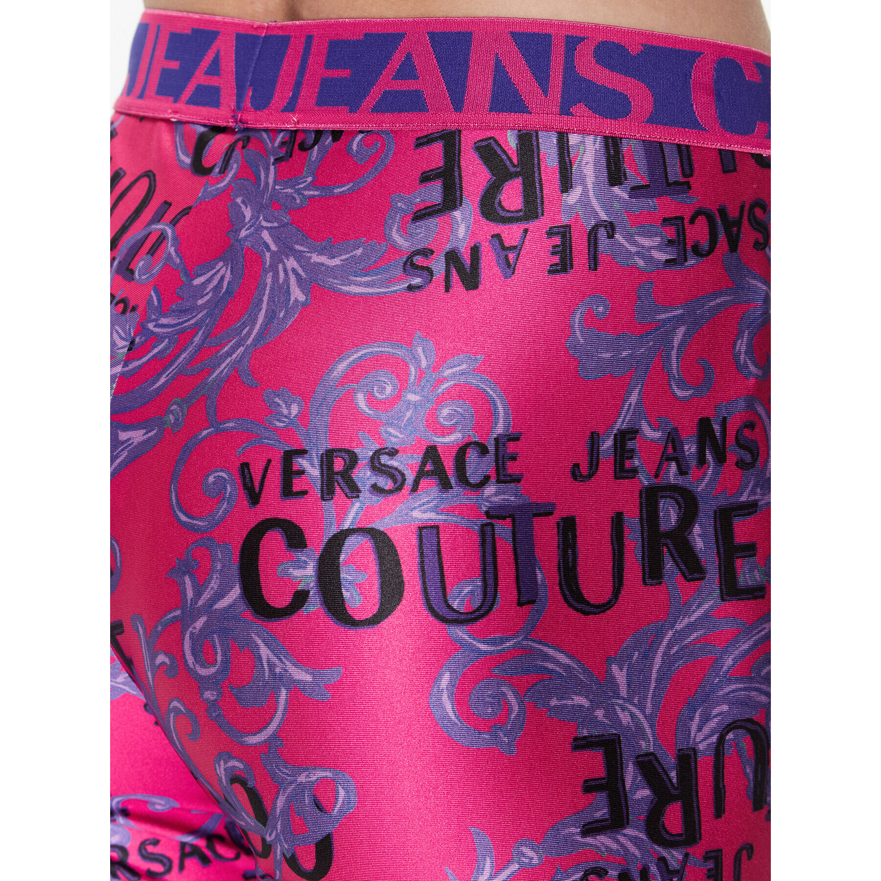 Versace Jeans Couture Спортни шорти 74HAC106 Розов Slim Fit - Pepit.bg