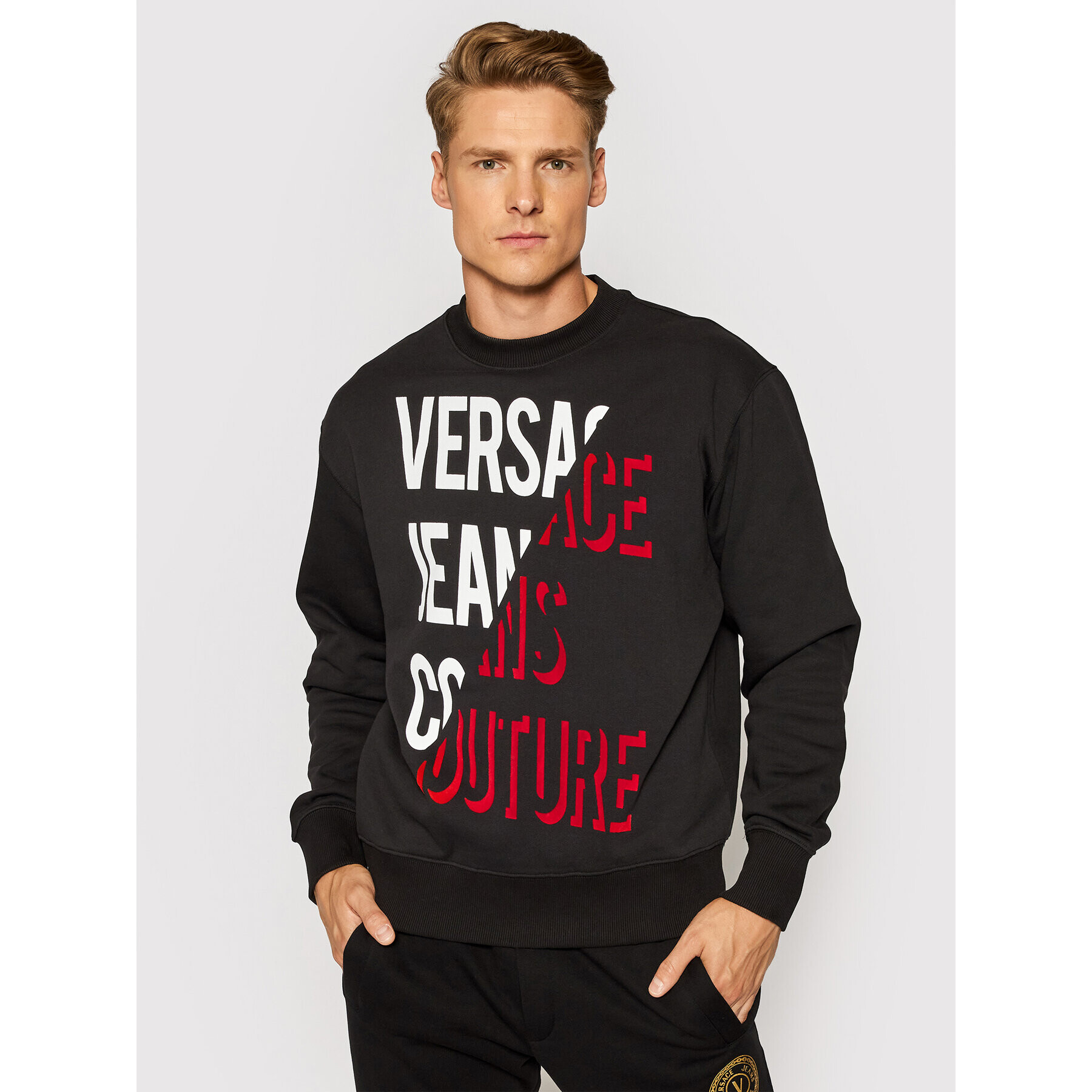 Versace Jeans Couture Суитшърт 71GAIF04 Черен Regular Fit - Pepit.bg