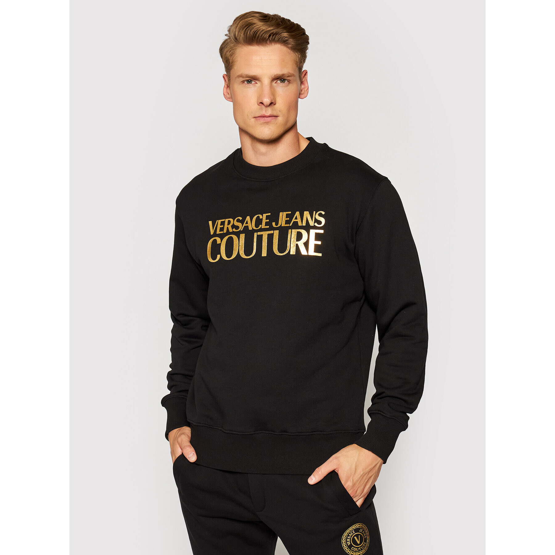 Versace Jeans Couture Суитшърт 71GAIT08 Черен Regular Fit - Pepit.bg