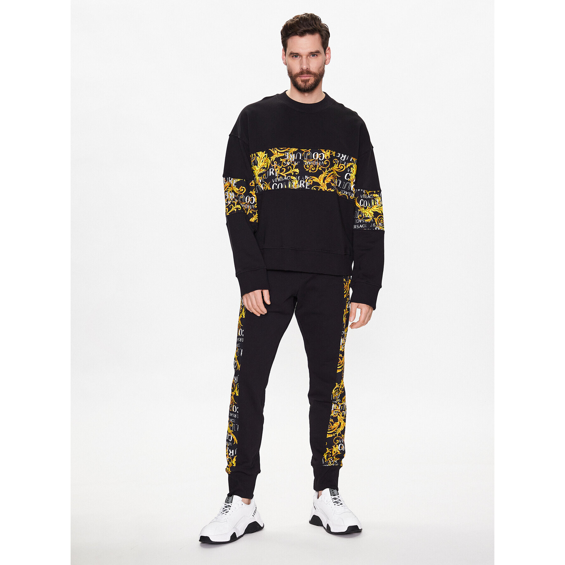 Versace Jeans Couture Суитшърт 74GAI309 Черен Regular Fit - Pepit.bg