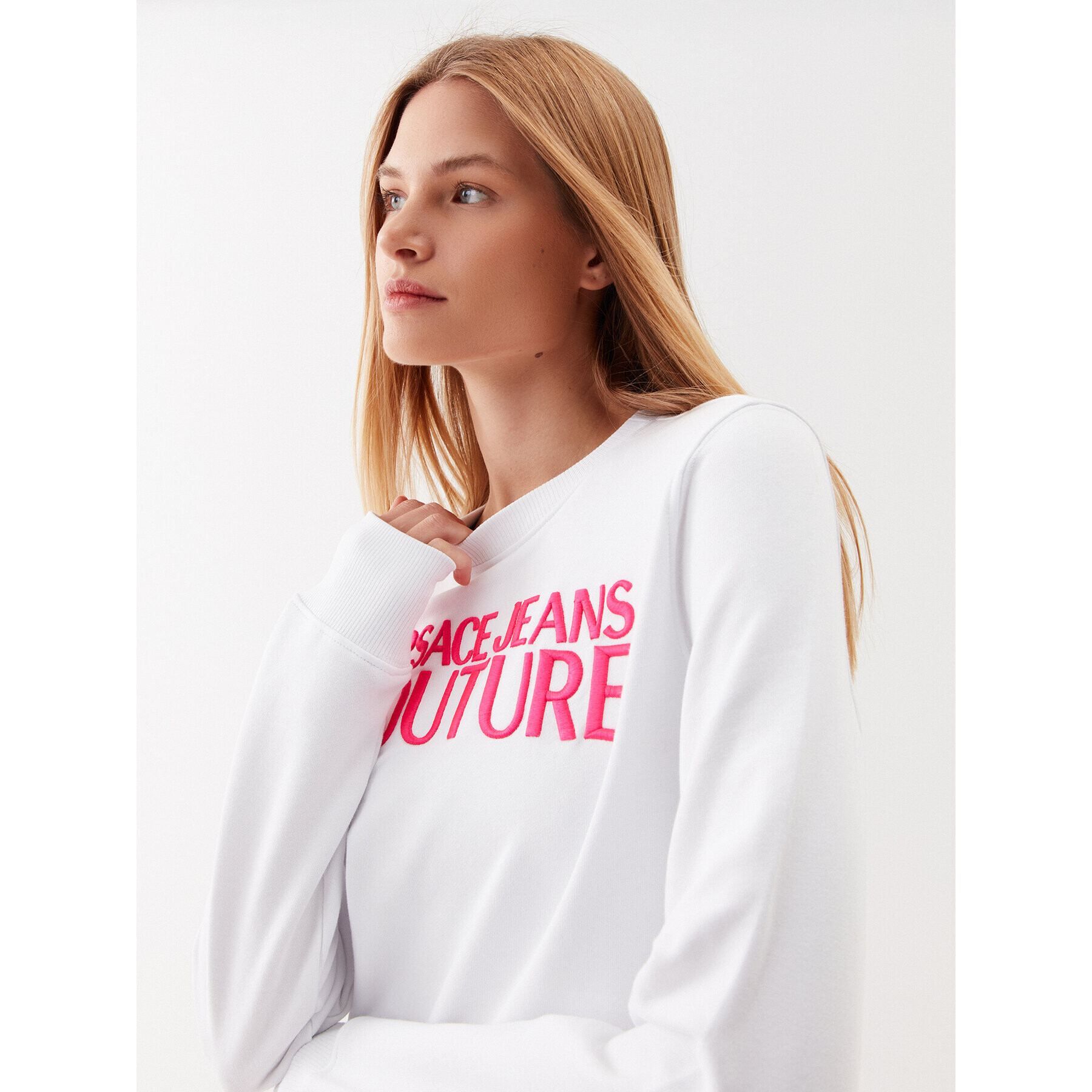 Versace Jeans Couture Суитшърт 74HAIT02 Бял Regular Fit - Pepit.bg