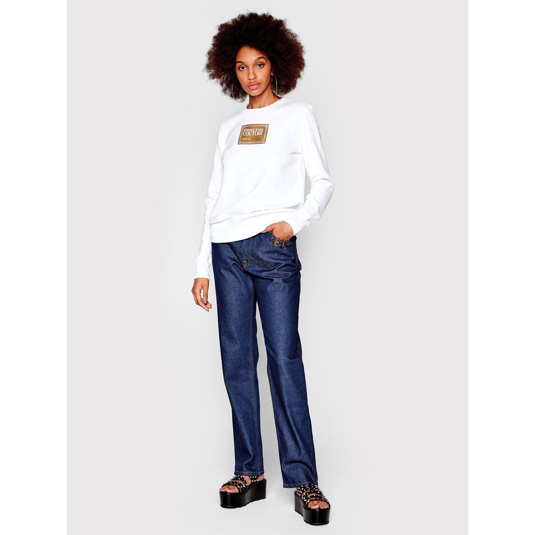 Versace Jeans Couture Суитшърт Piece 73HAIG02 Бял Regular Fit - Pepit.bg