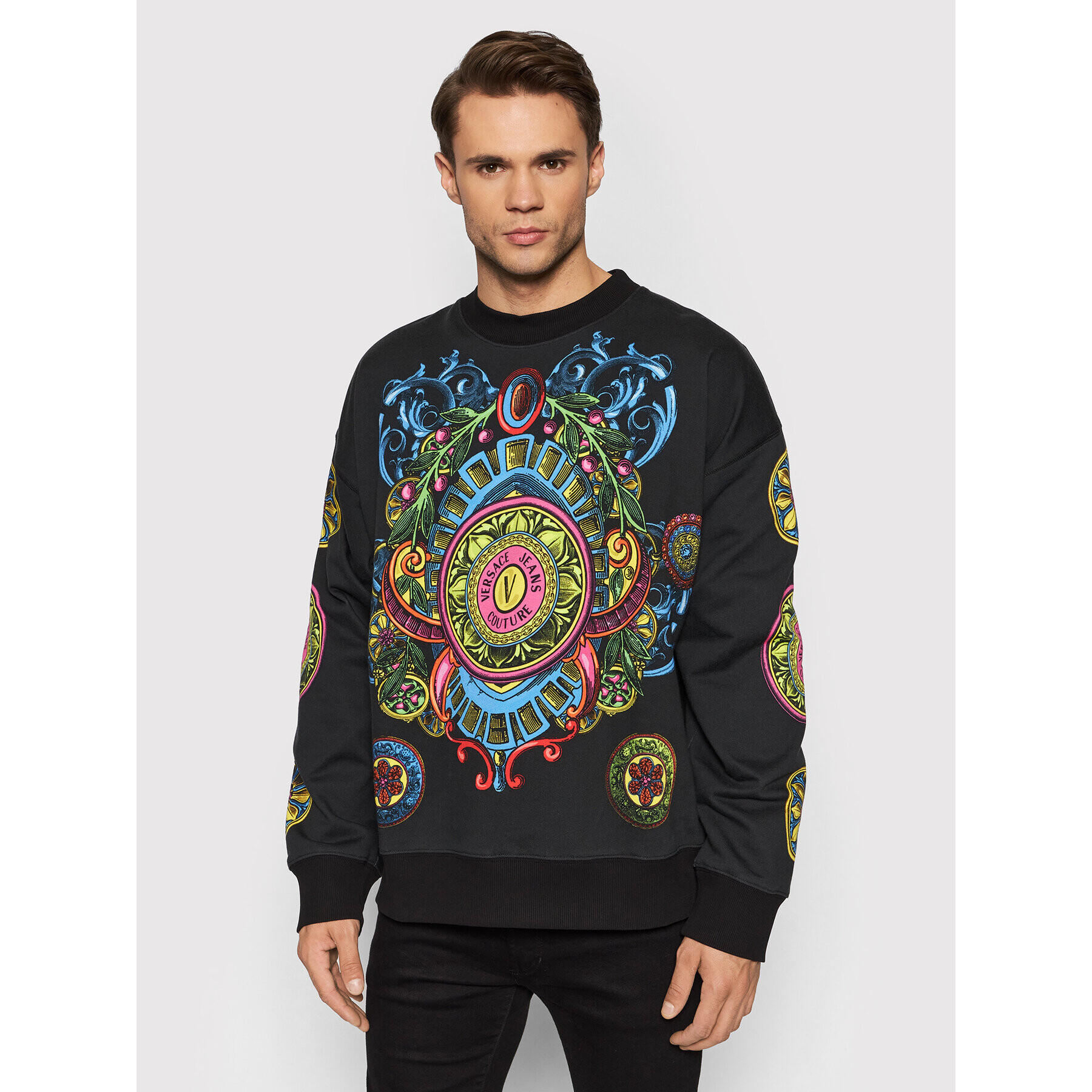 Versace Jeans Couture Суитшърт Print Panel 71GAI3O8 Черен Relaxed Fit - Pepit.bg