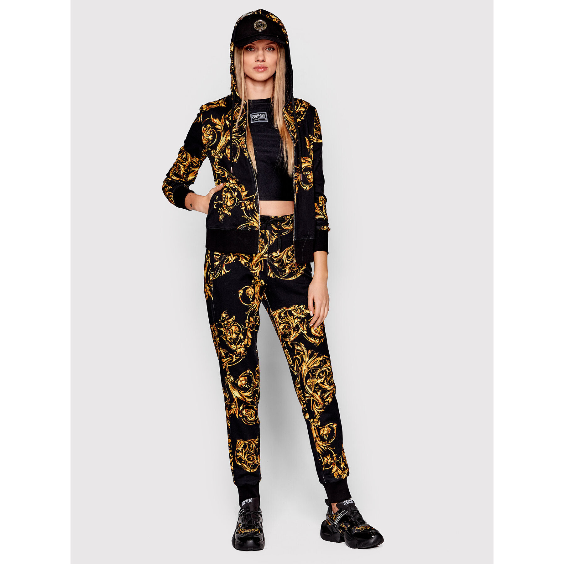 Versace Jeans Couture Суитшърт Regalia 72HAI306 Черен Regular Fit - Pepit.bg