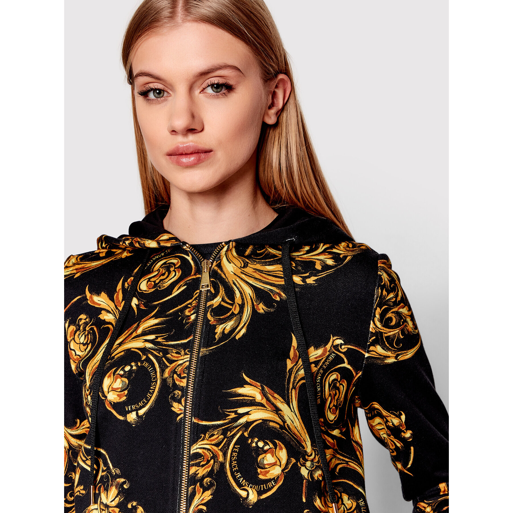 Versace Jeans Couture Суитшърт Regalia 72HAI306 Черен Regular Fit - Pepit.bg