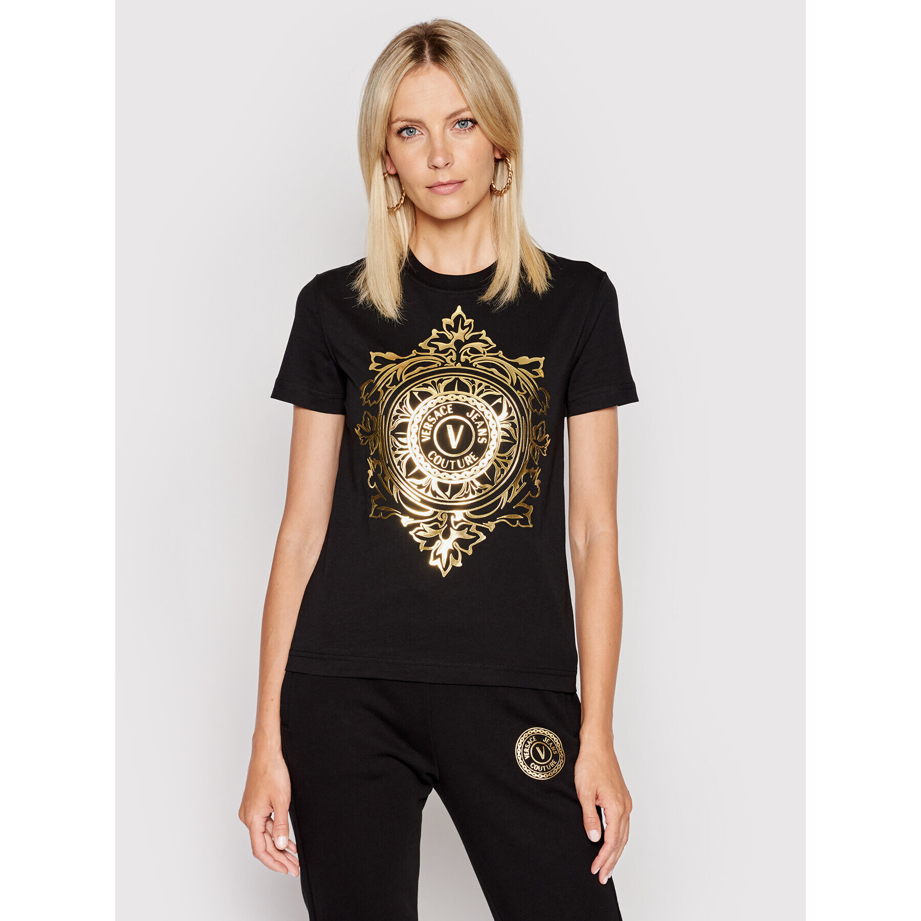 Versace Jeans Couture Тишърт 71HAHF06 Черен Regular Fit - Pepit.bg