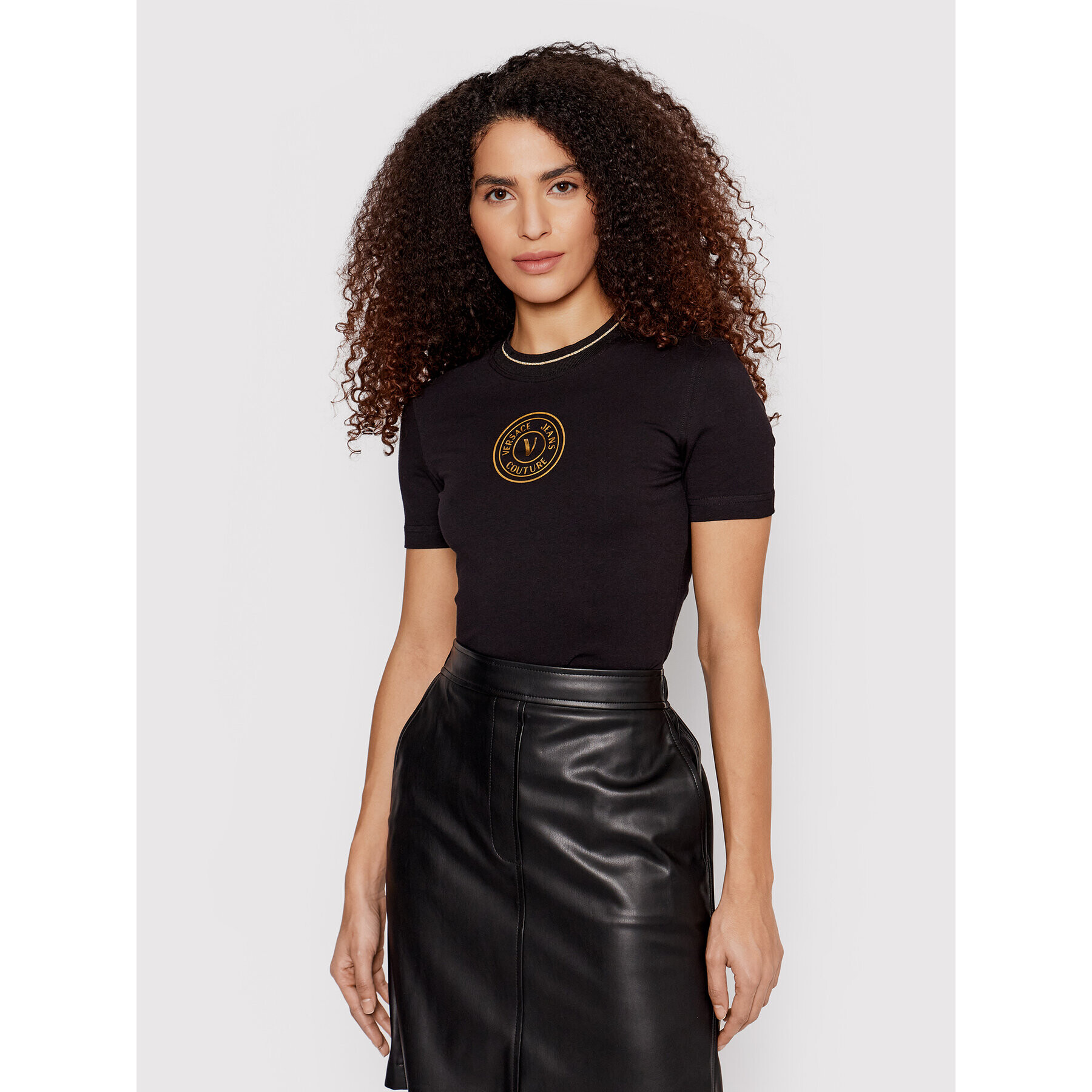 Versace Jeans Couture Тишърт 72HAHT03 Черен Regular Fit - Pepit.bg