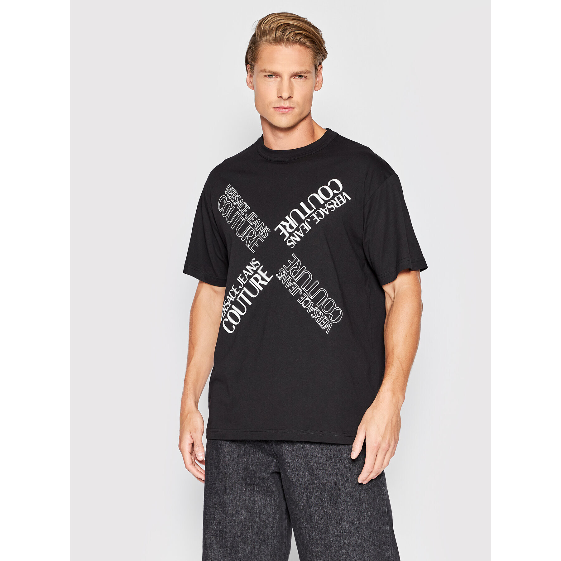 Versace Jeans Couture Тишърт 73GAHT17 Черен Regular Fit - Pepit.bg