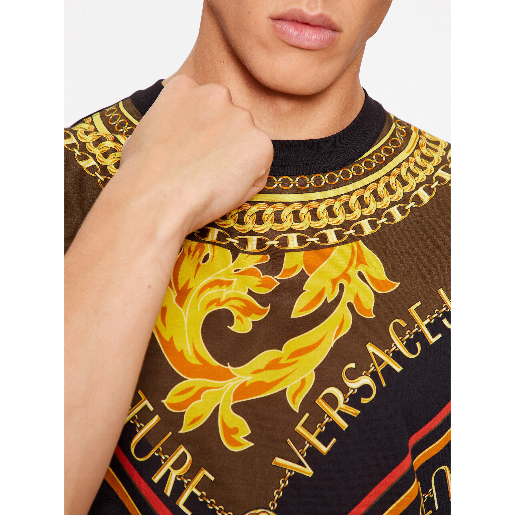 Versace Jeans Couture Тишърт 75GAH6RF Черен Regular Fit - Pepit.bg