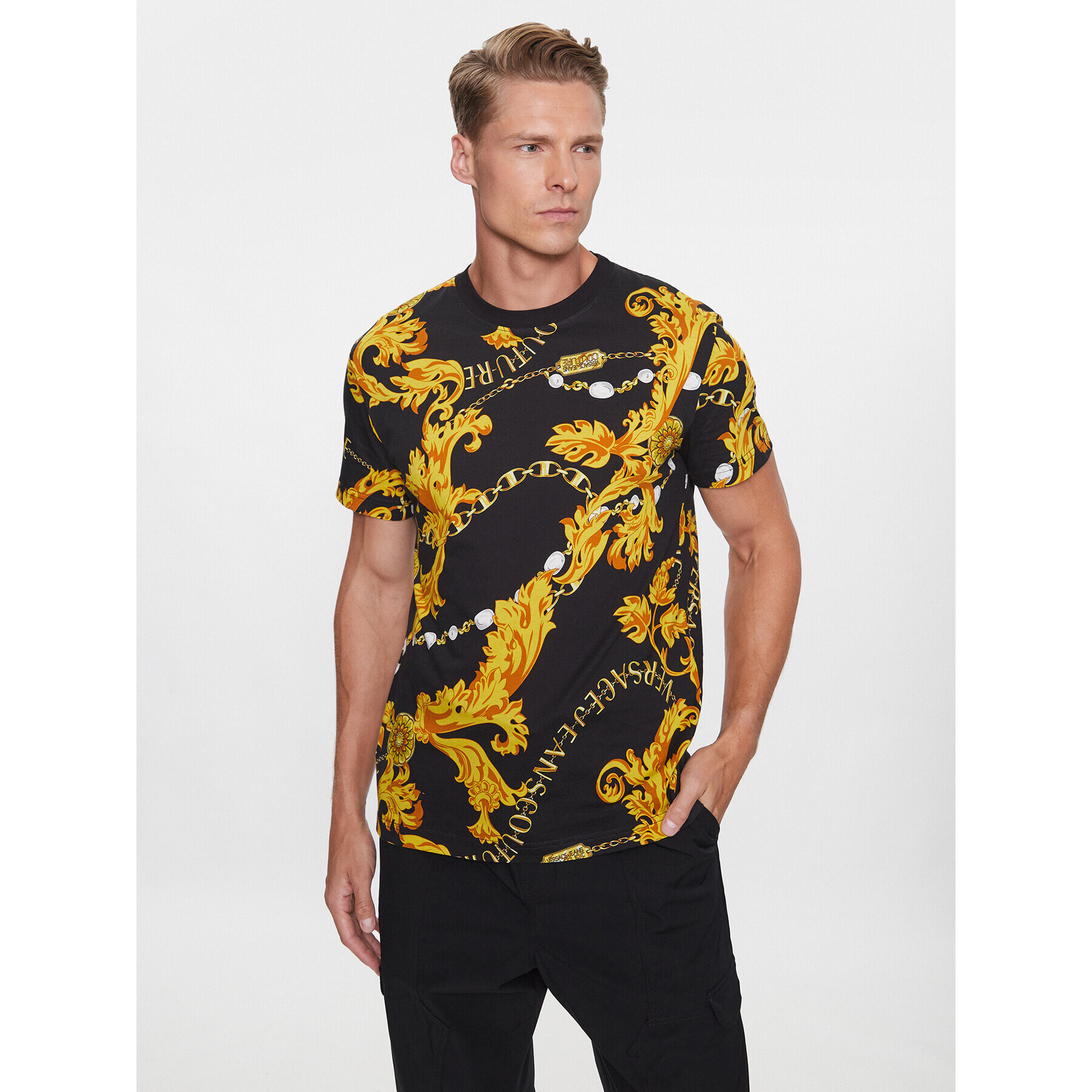 Versace Jeans Couture Тишърт 75GAH6S0 Черен Regular Fit - Pepit.bg