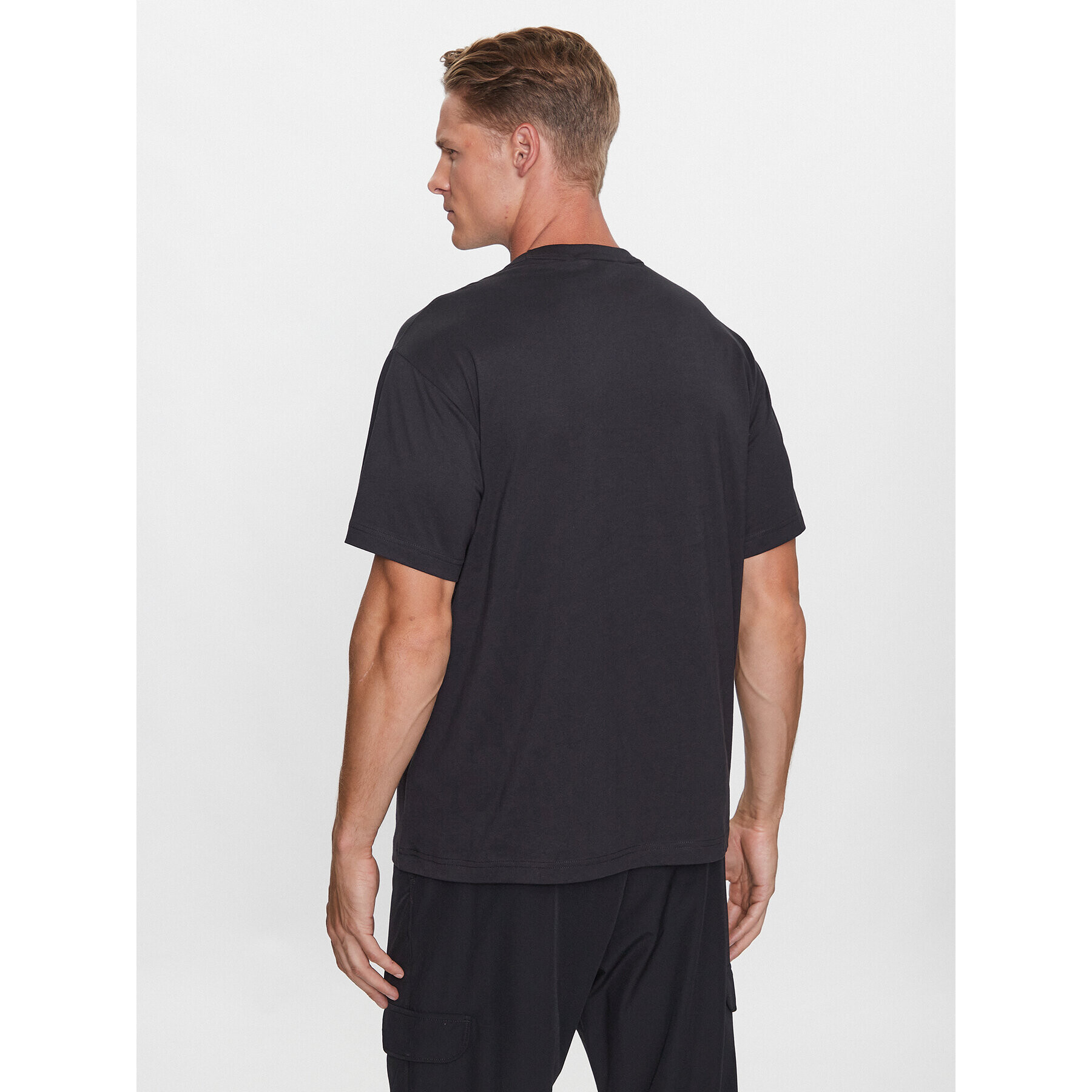 Versace Jeans Couture Тишърт 75GAHE01 Черен Regular Fit - Pepit.bg