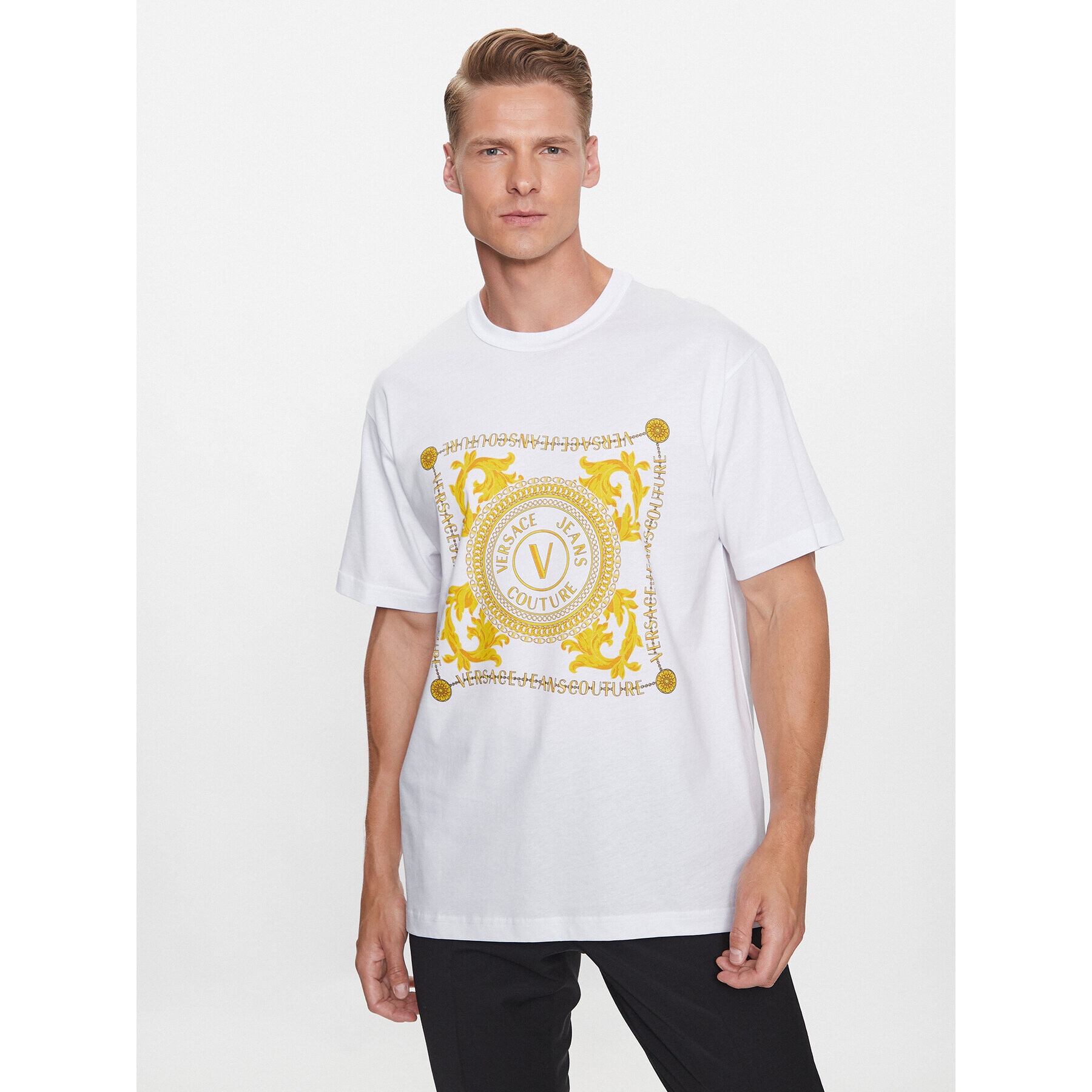 Versace Jeans Couture Тишърт 75GAHF07 Бял Regular Fit - Pepit.bg