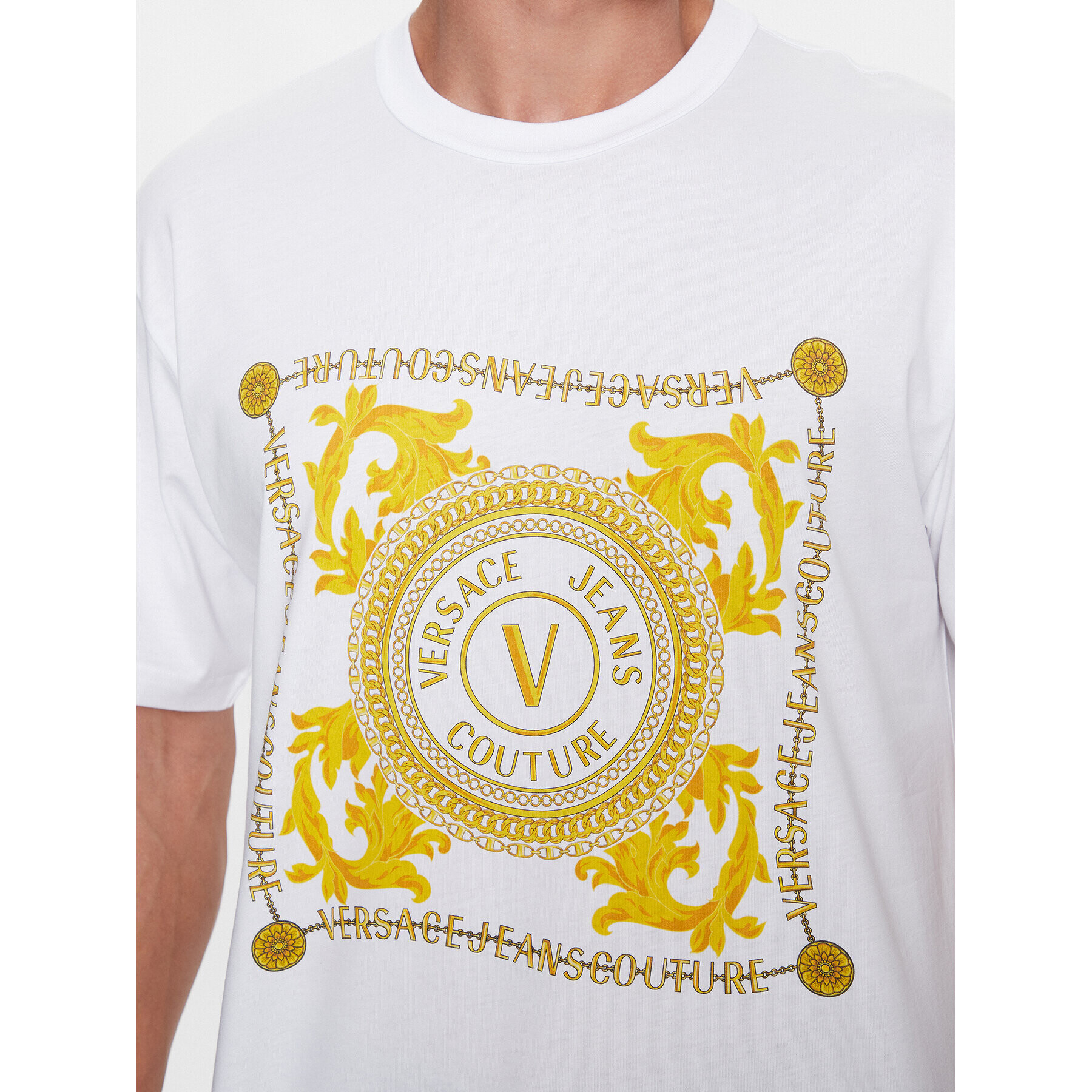 Versace Jeans Couture Тишърт 75GAHF07 Бял Regular Fit - Pepit.bg