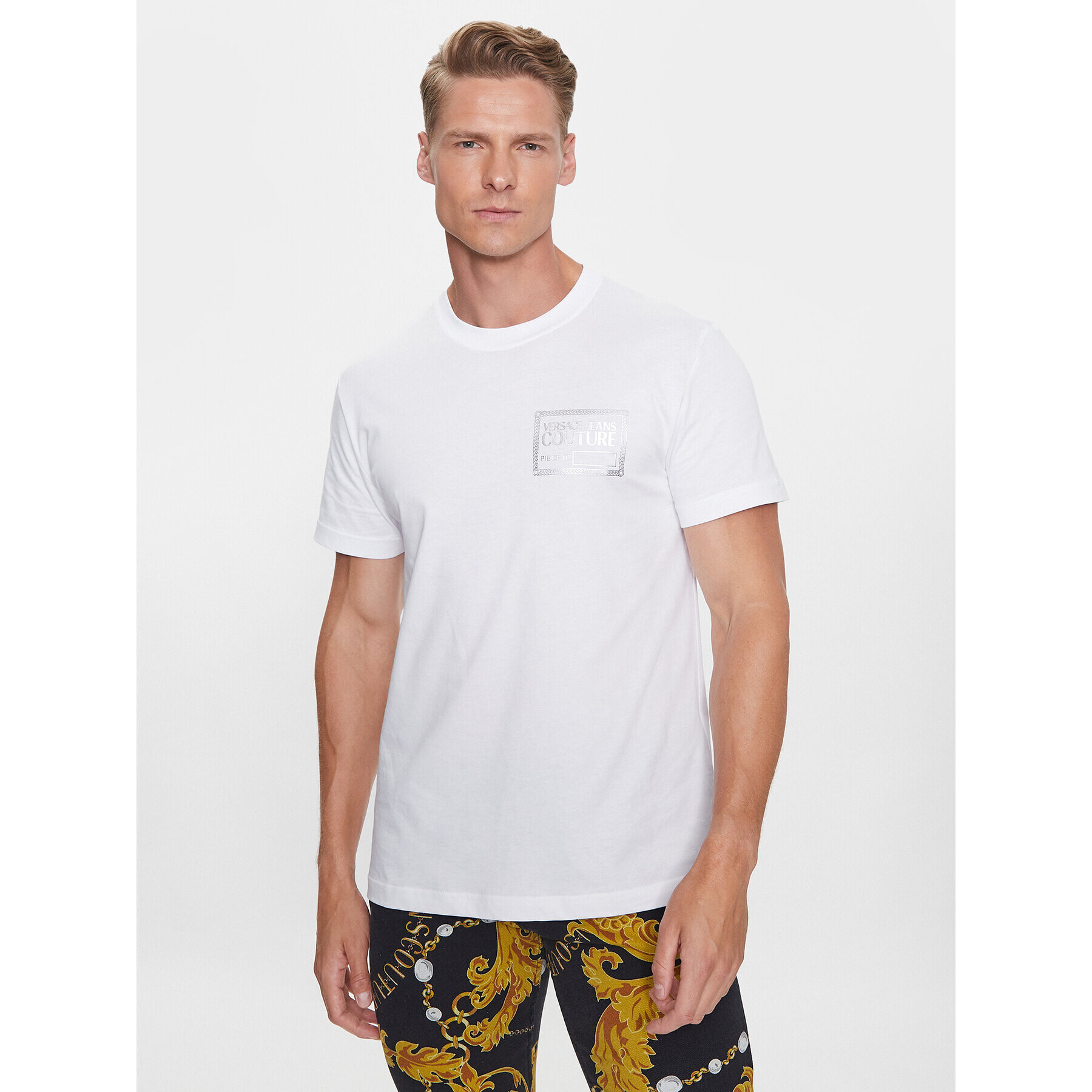 Versace Jeans Couture Тишърт 75GAHT12 Бял Regular Fit - Pepit.bg