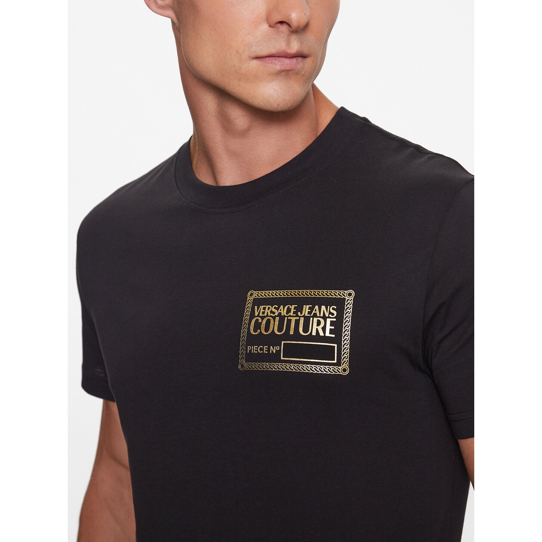 Versace Jeans Couture Тишърт 75GAHT12 Черен Regular Fit - Pepit.bg