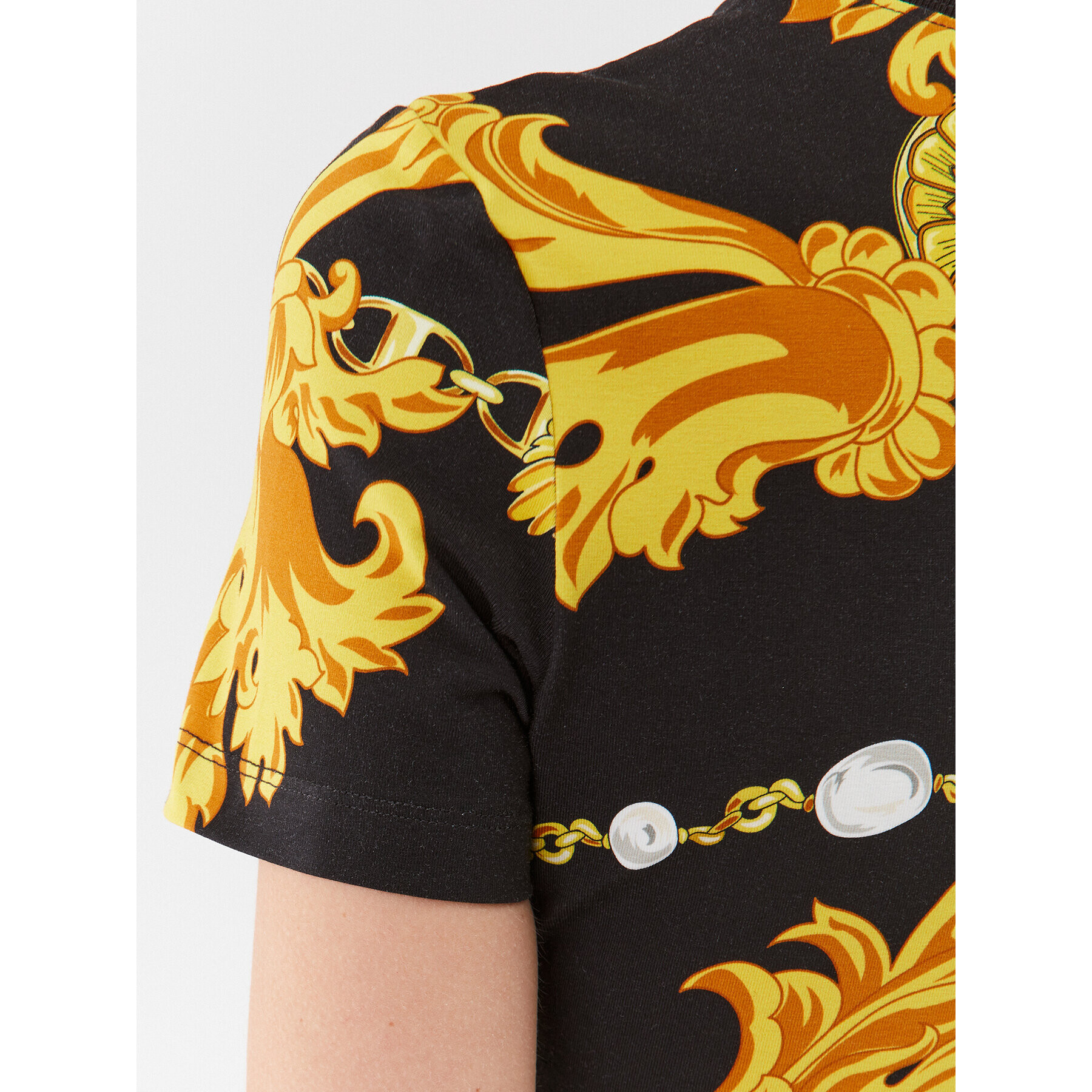 Versace Jeans Couture Тишърт 75HAH608 Черен Slim Fit - Pepit.bg