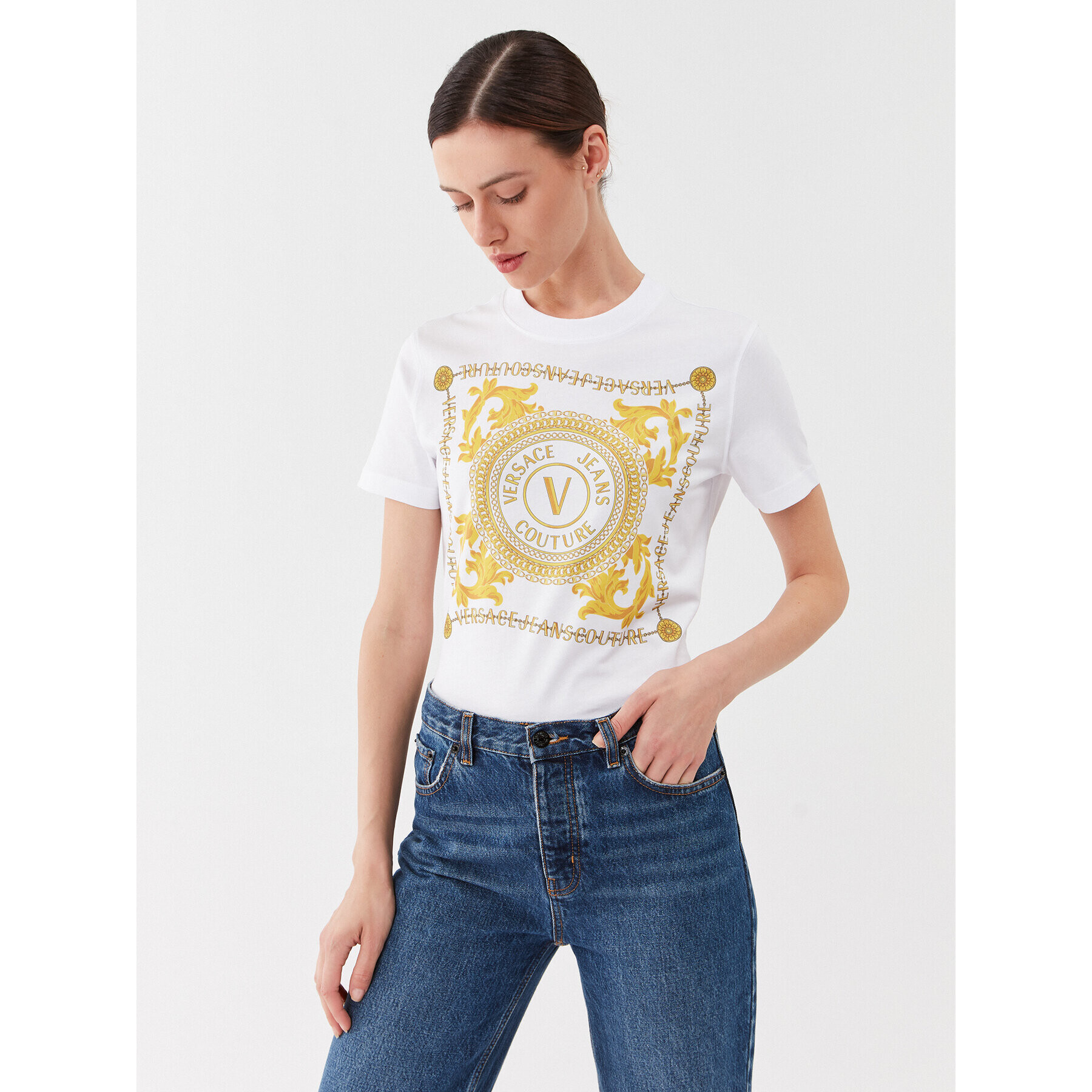 Versace Jeans Couture Тишърт 75HAHF07 Бял Regular Fit - Pepit.bg