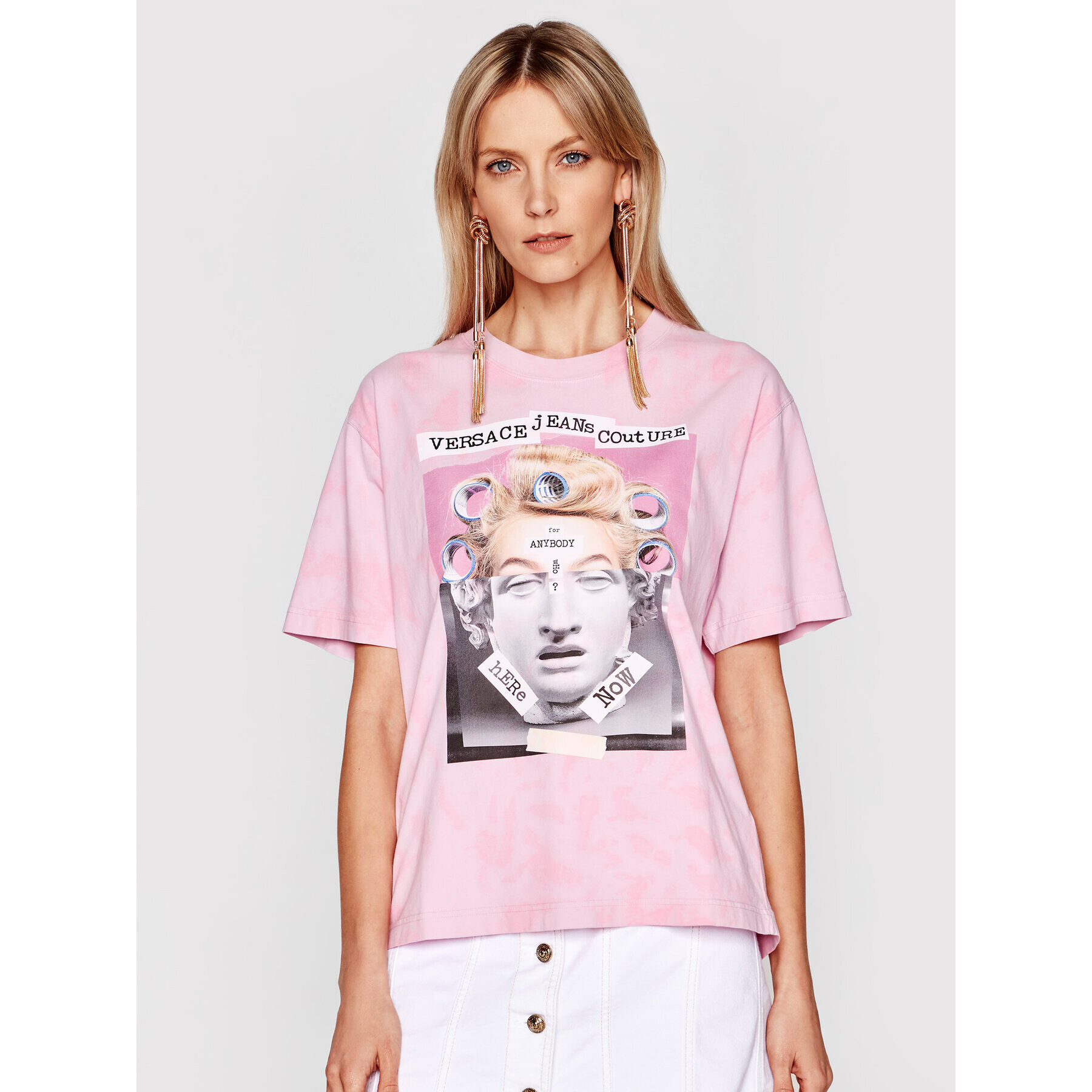 Versace Jeans Couture Тишърт B2HWA7VA Розов Regular Fit - Pepit.bg