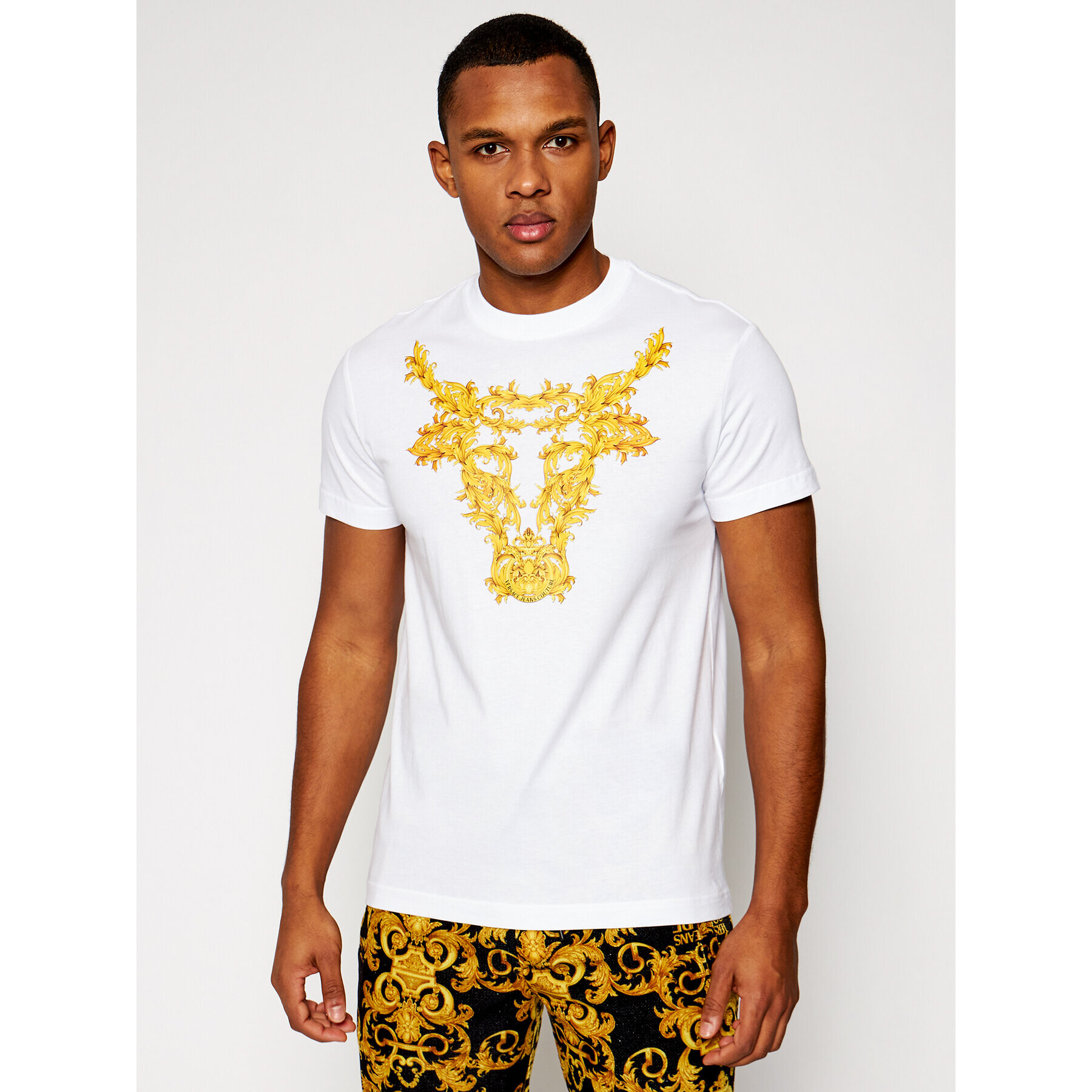 Versace Jeans Couture Тишърт B3GWA7TG Бял Regular Fit - Pepit.bg