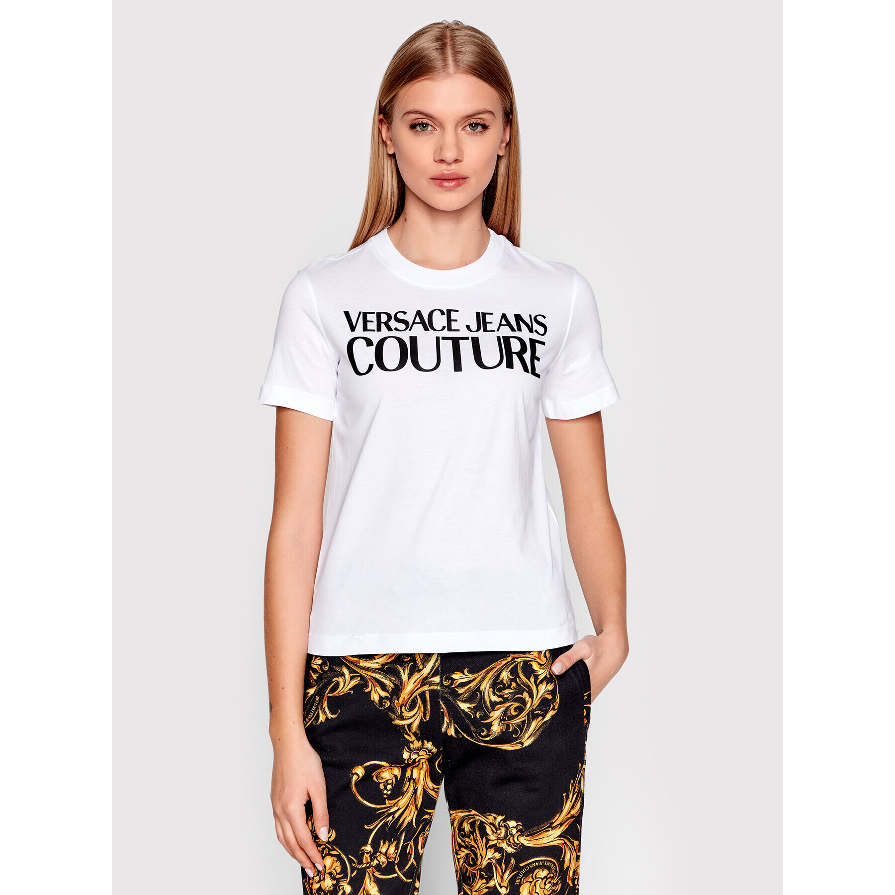 Versace Jeans Couture Тишърт Logo Rubber 72HAHT02 Бял Regular Fit - Pepit.bg