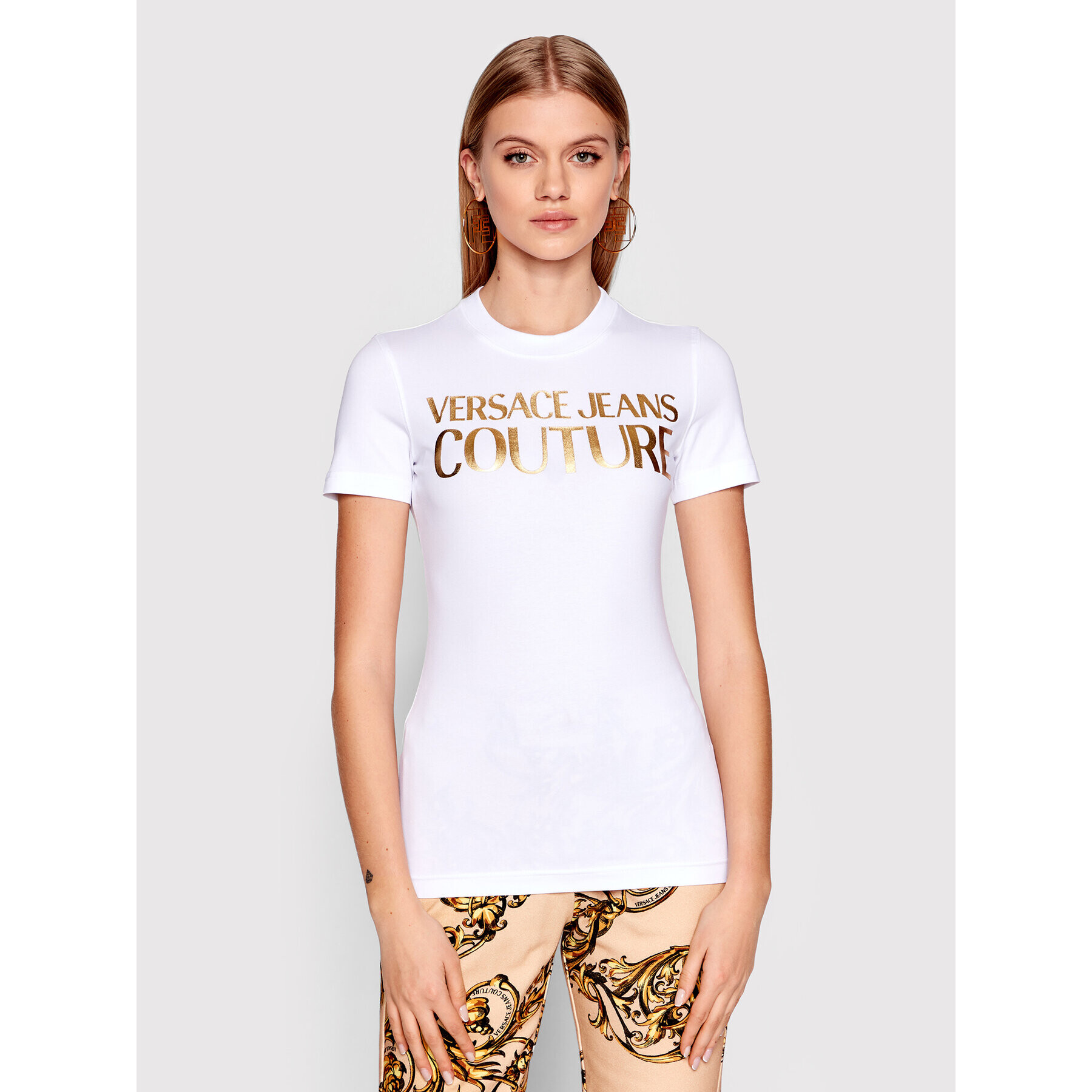 Versace Jeans Couture Тишърт Logo Thick Foil 72HAHT01 Бял Regular Fit - Pepit.bg